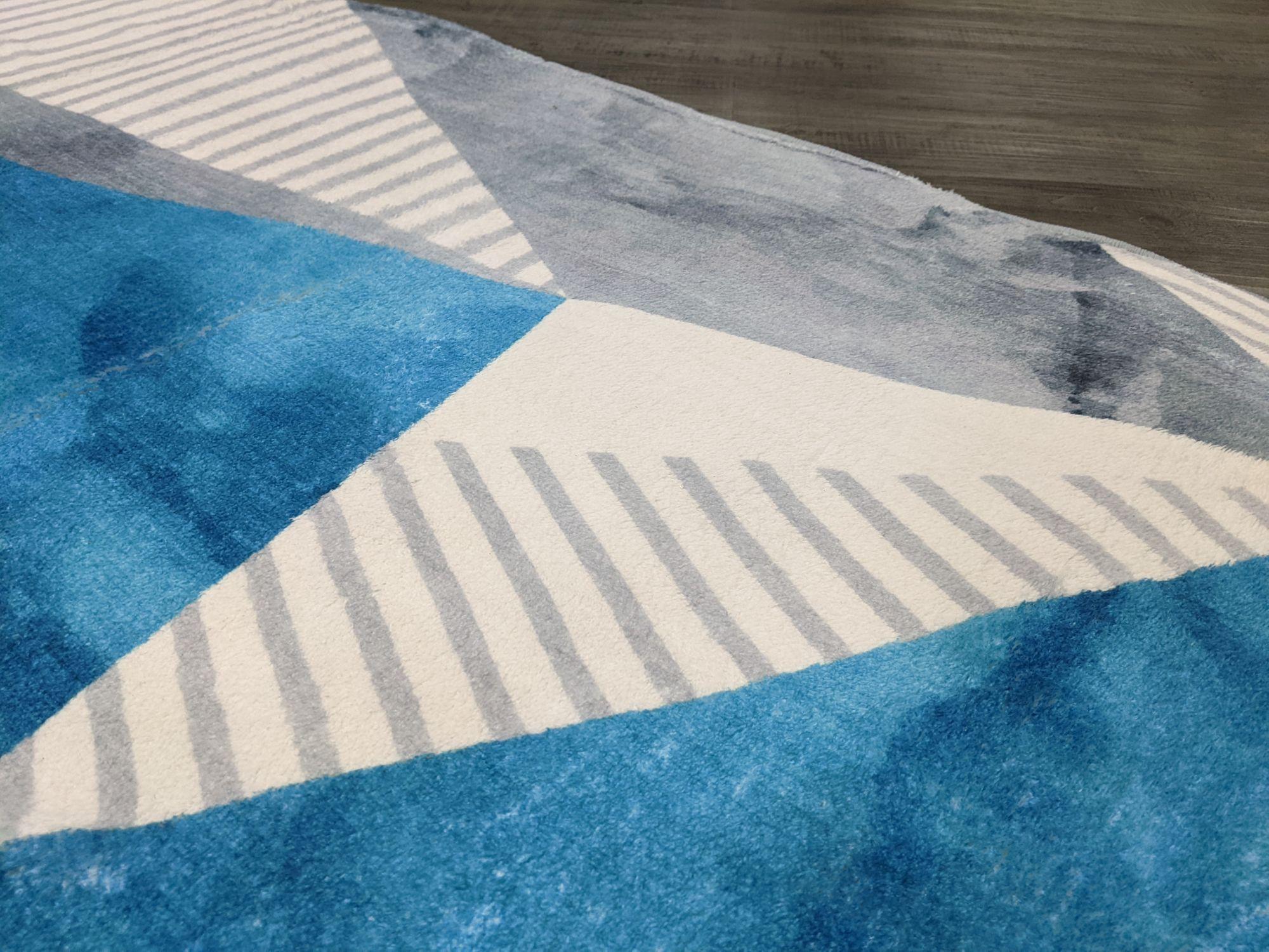 19 Meeno 67 cm Wide