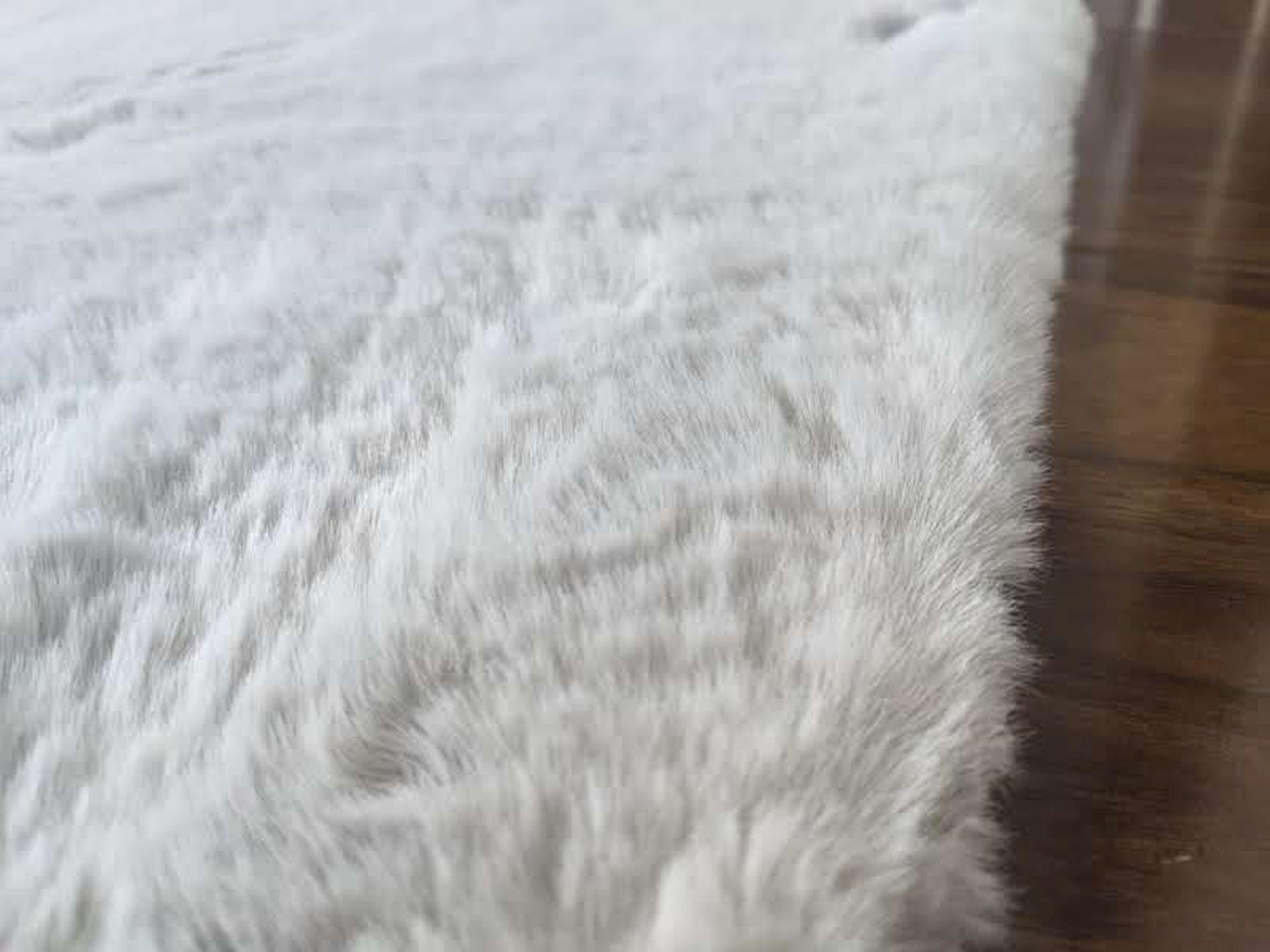 Super soft Faux Fur Silver Rug