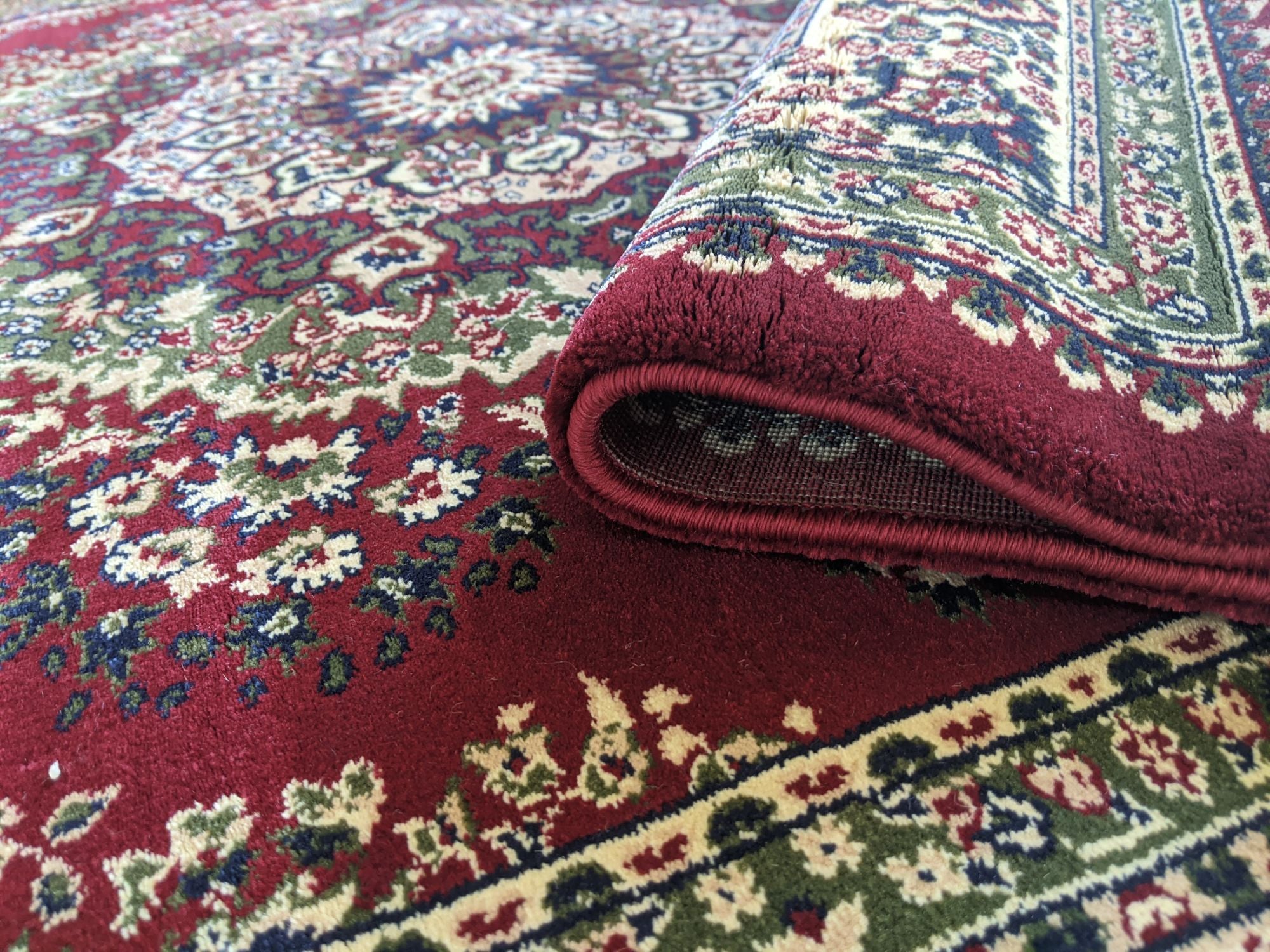 Benevolence Ladik Bordo Red rug