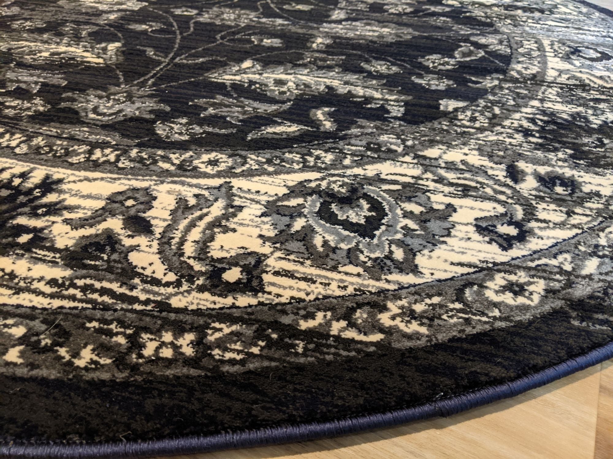 Vaha 2 Navy Circle