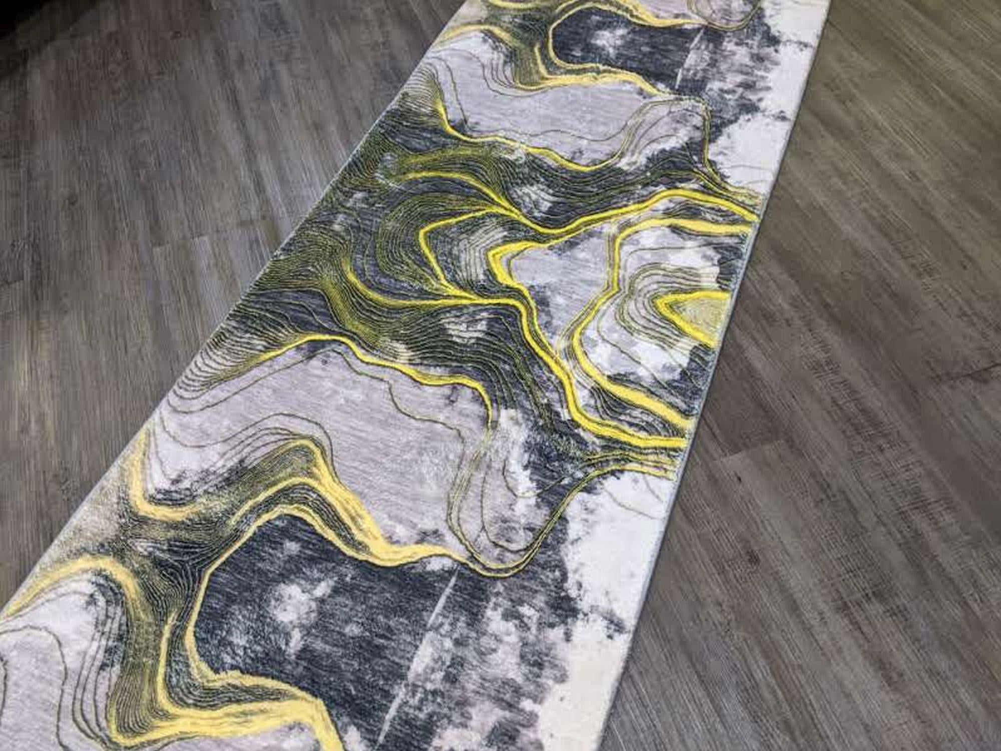 16 Meeno 67 cm Wide
