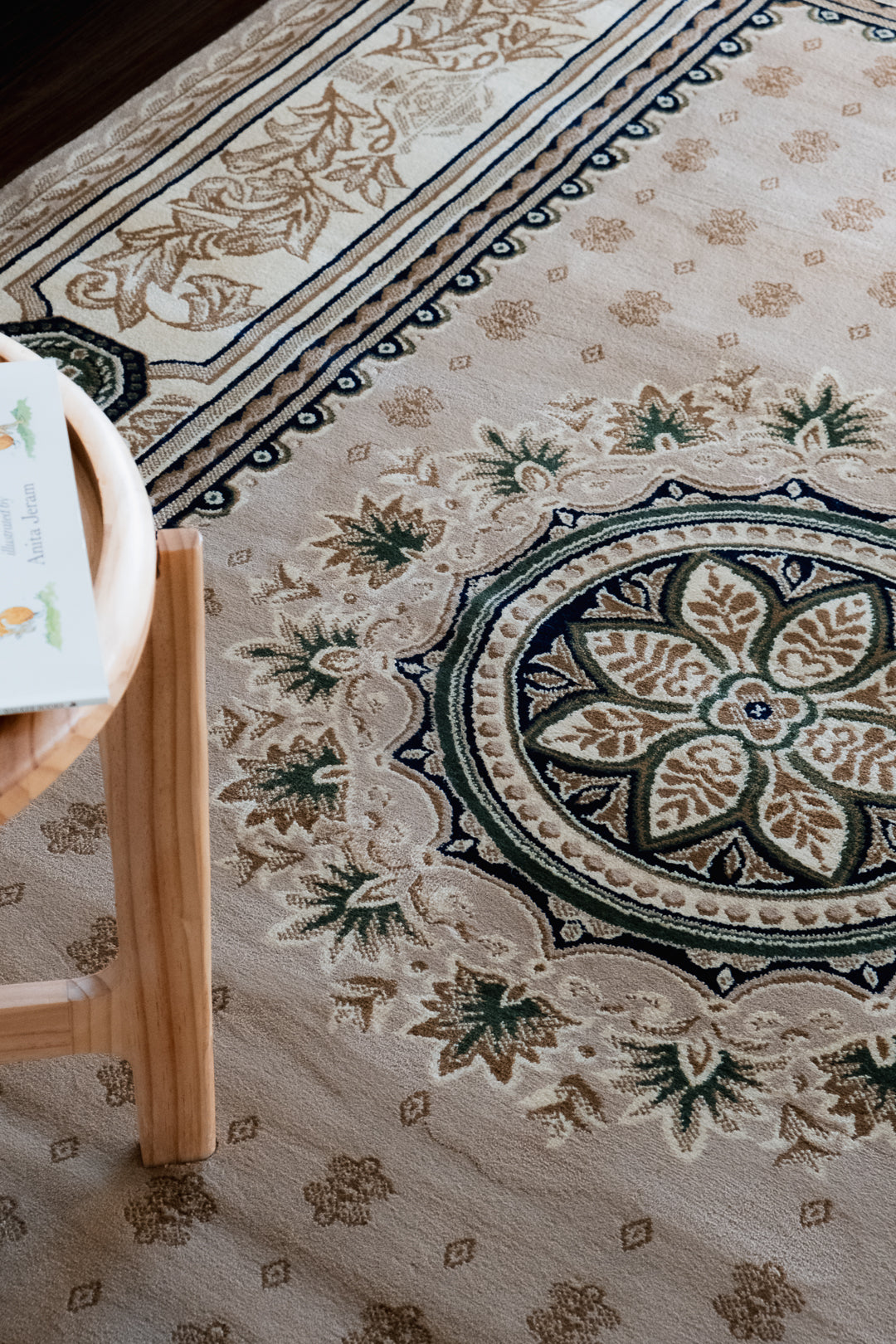 Benevolence T10 Beige