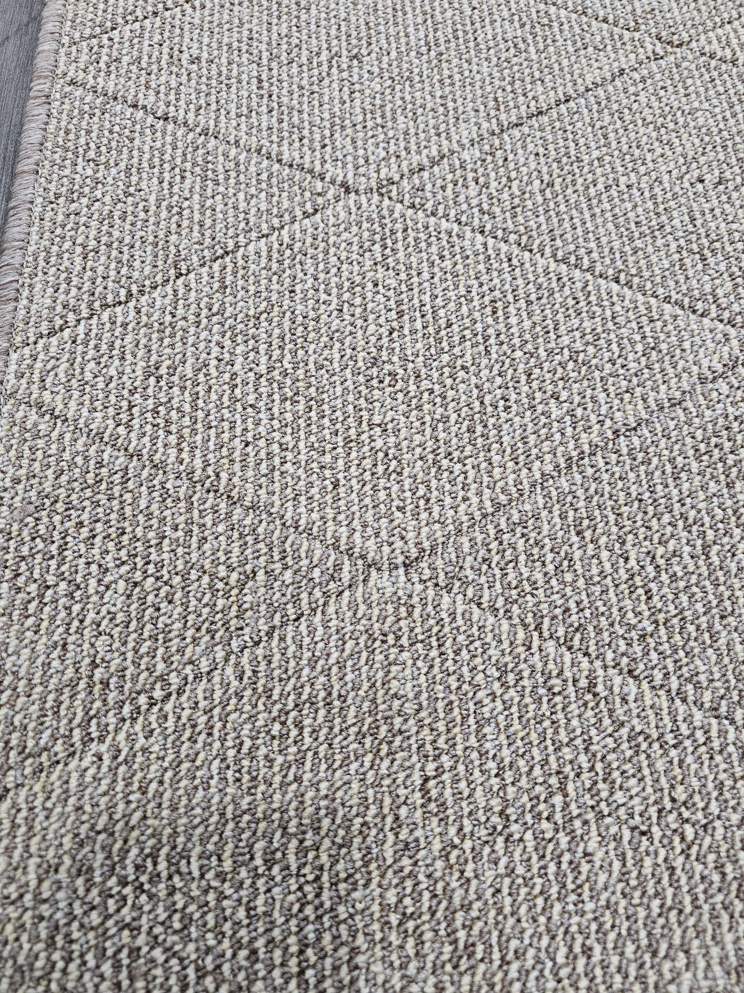 Nikotex Desi beige 67cm Wide