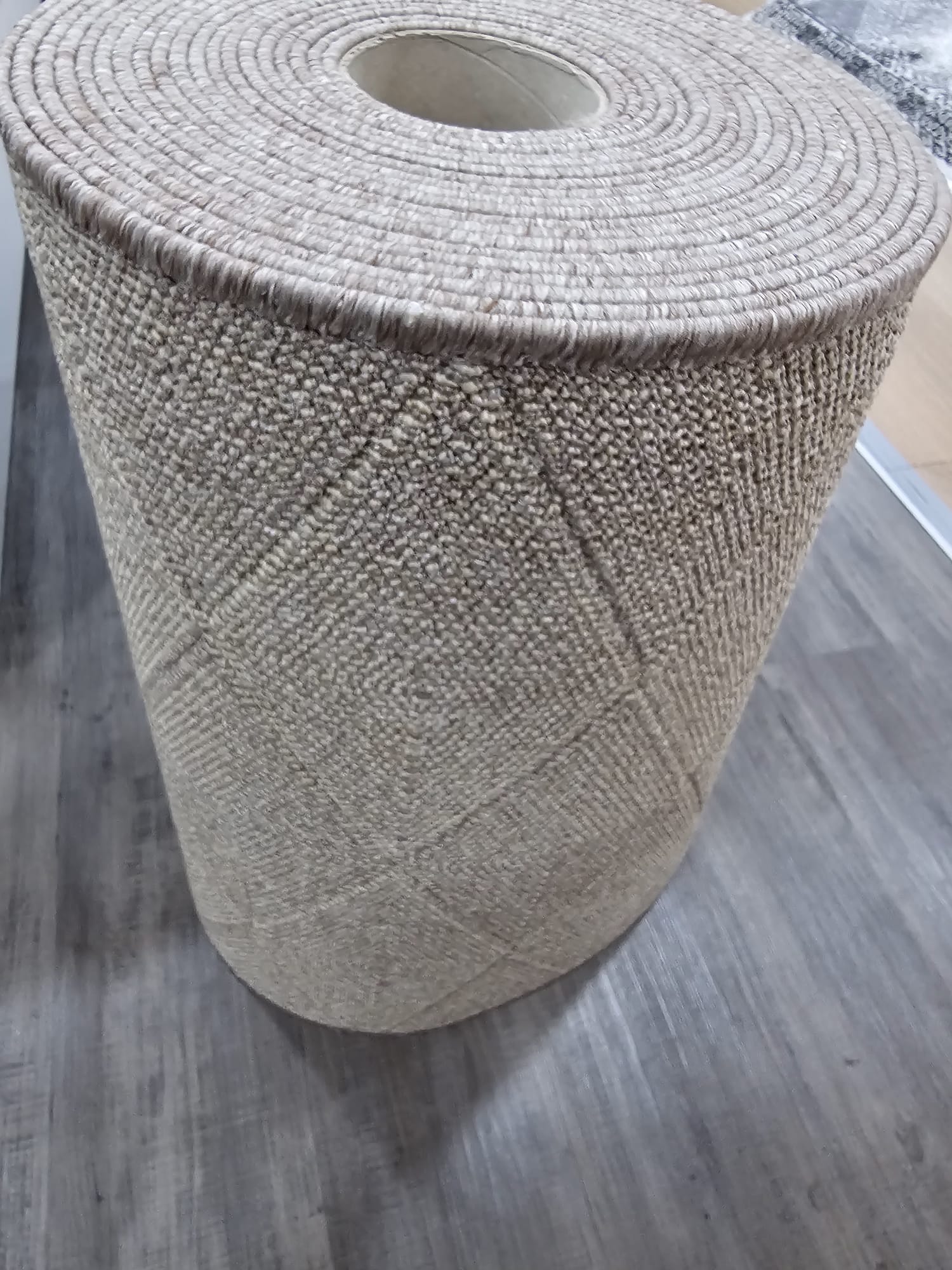 Nikotex Desi beige 67cm Wide