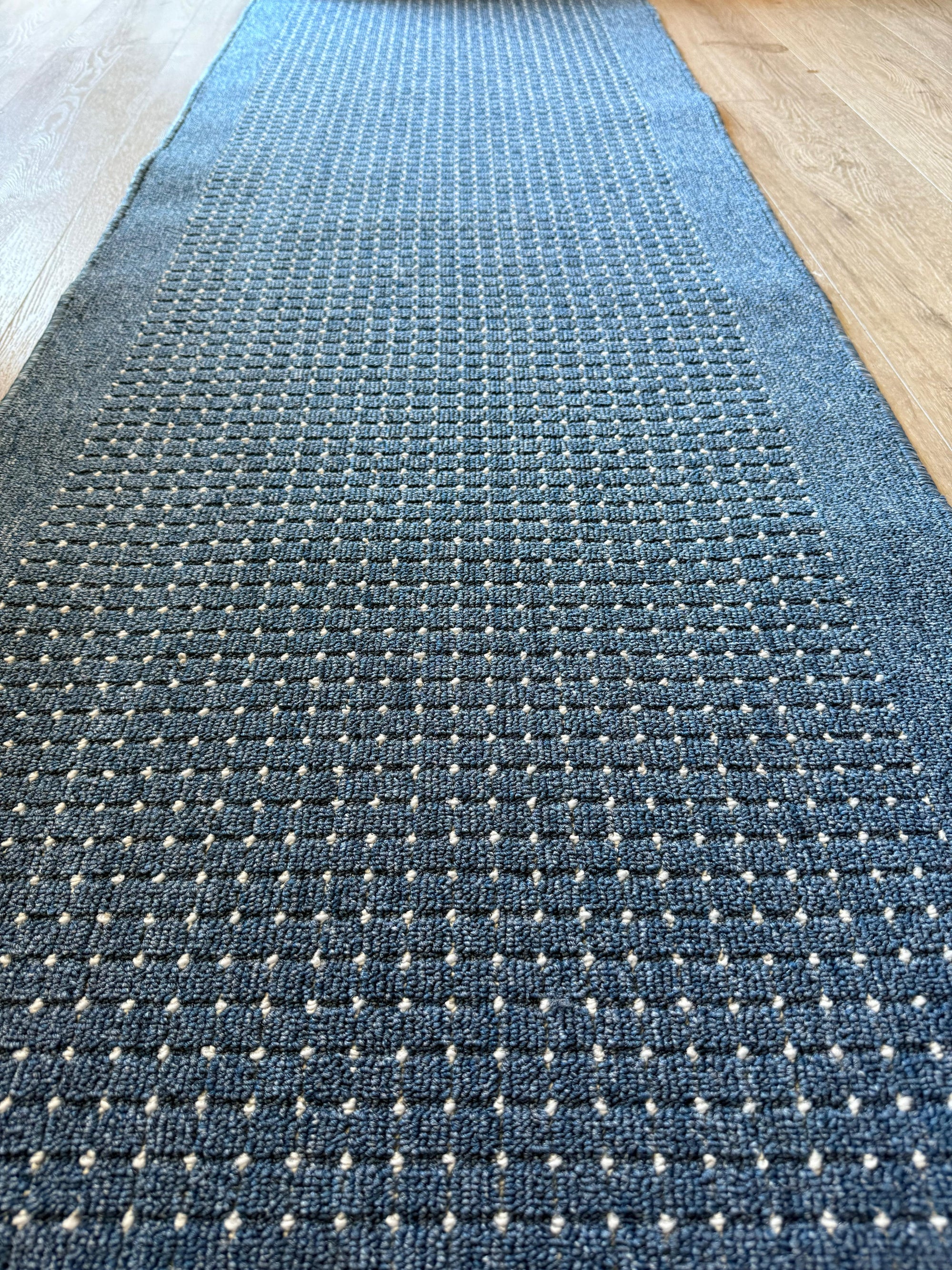 Stanford blue Nikotex 80 cm Wide