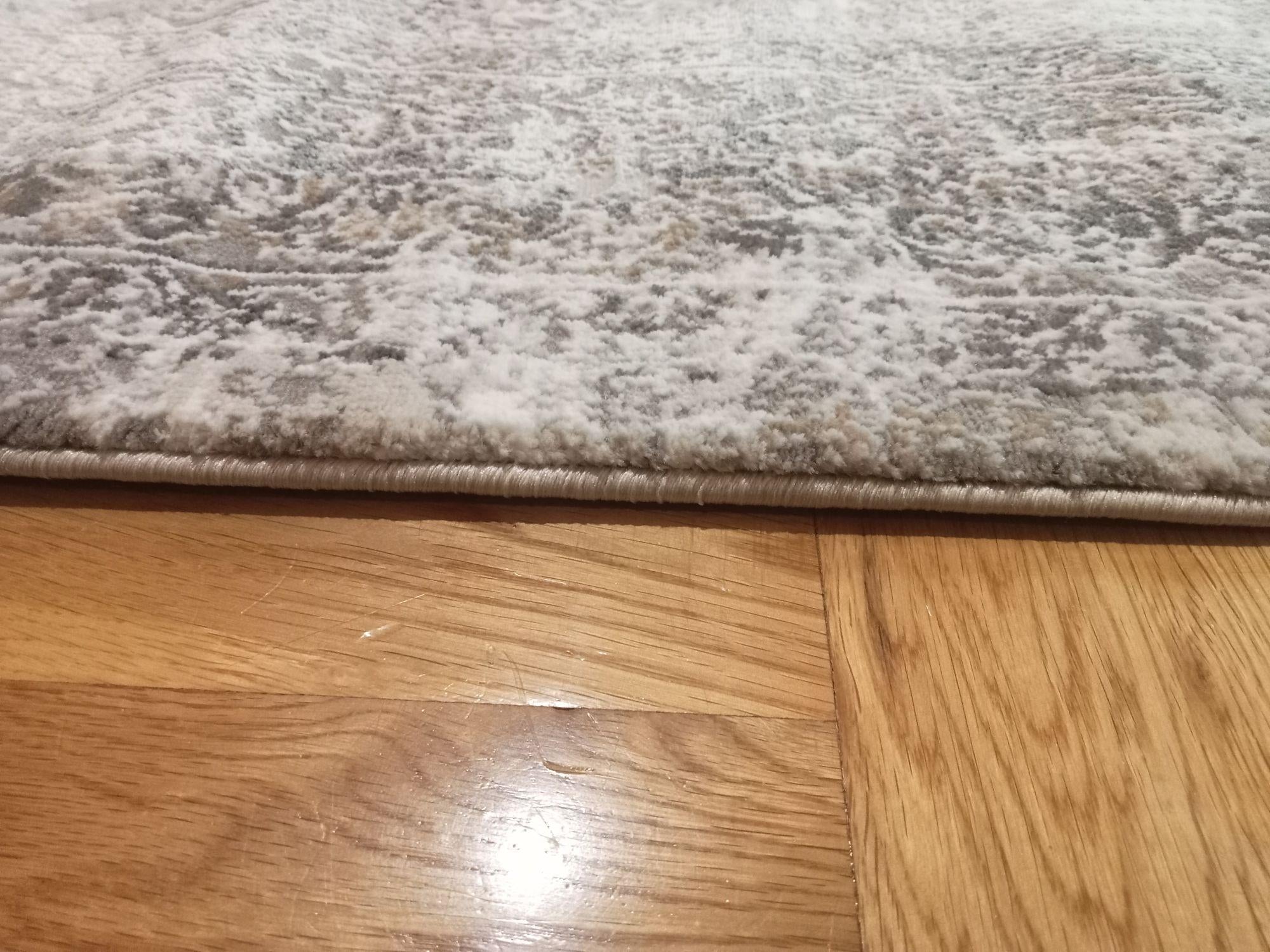 Edging of Betty Vizion 06 Soft Transitional Rug