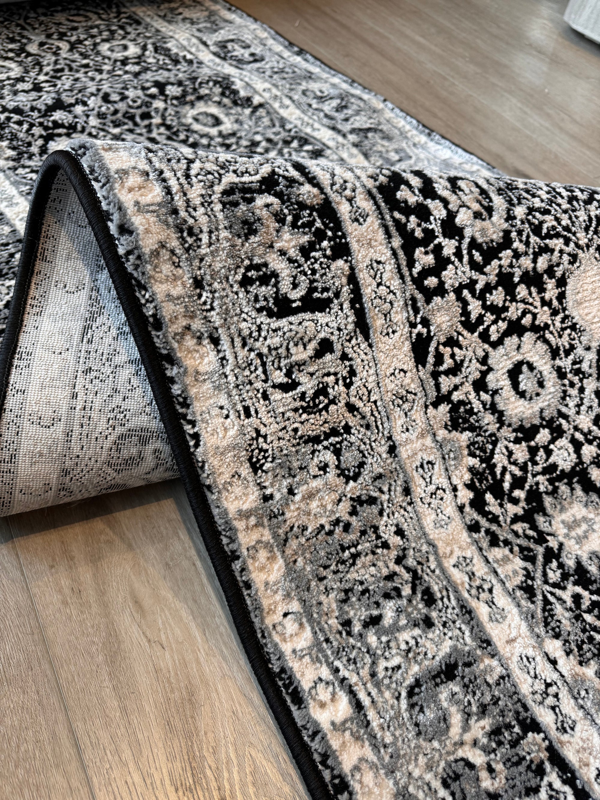 892 black Deluxe runner 80 cm Wide