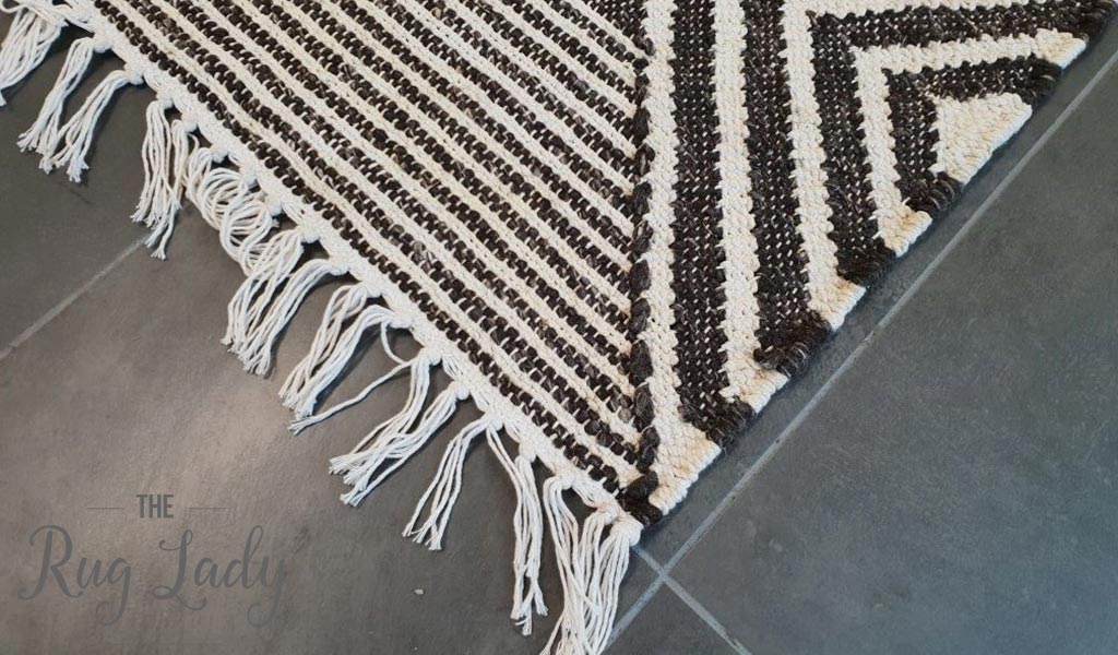 Bohemian Brown Charcoal Diamond Hand-Loomed Textured Rug