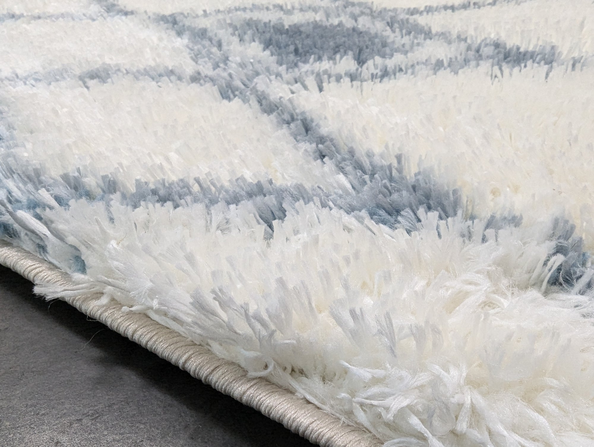 6 Jasmine shaggy 80 cm wide runner