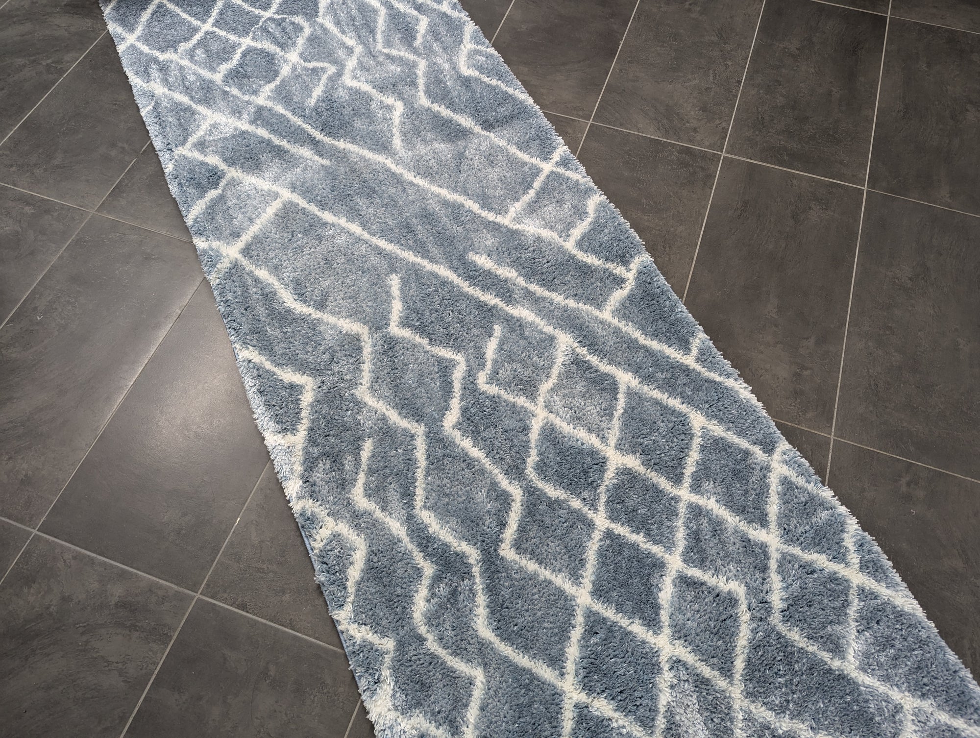 5 Jasmine shaggy 80 cm wide runner