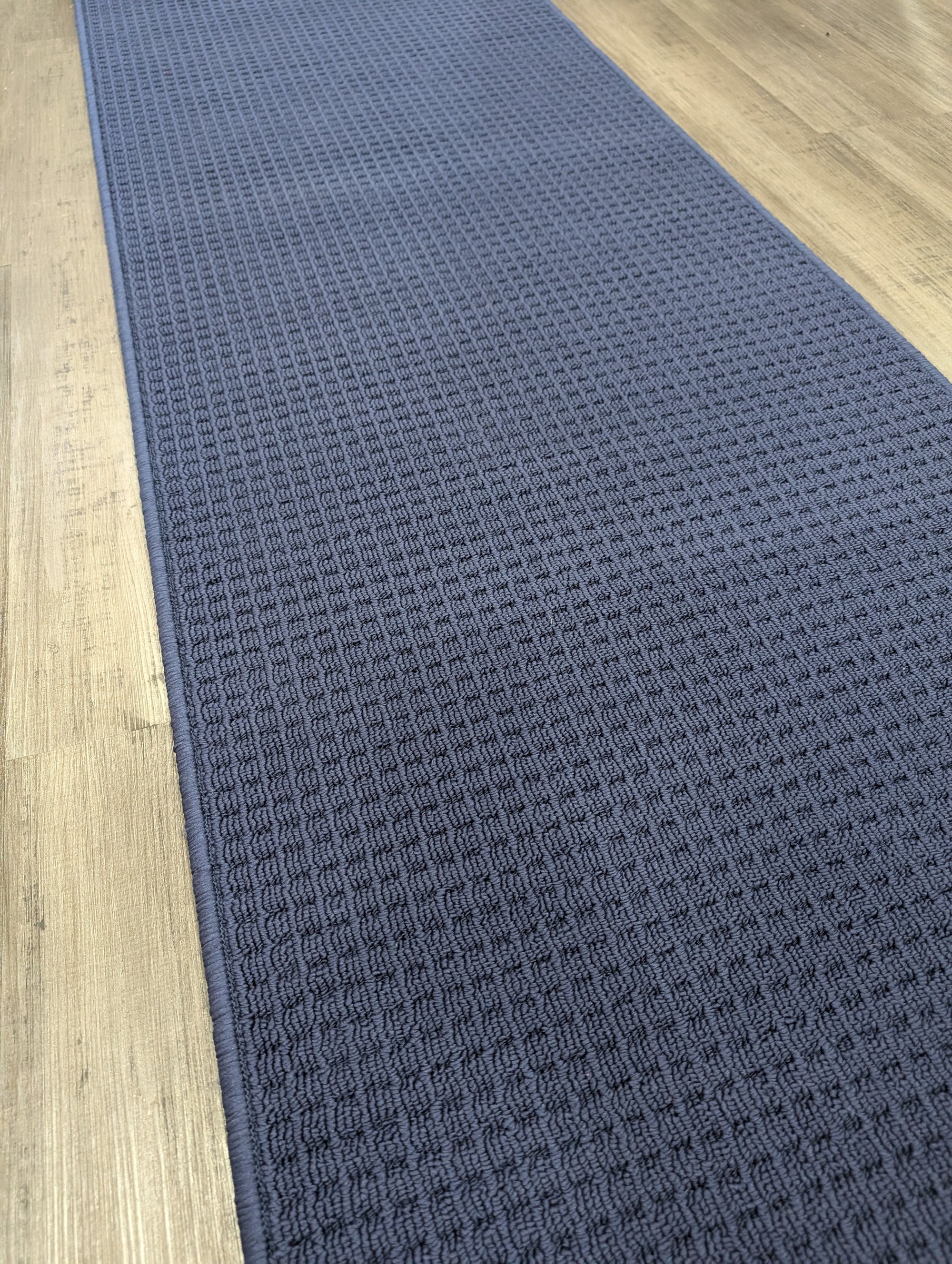 Blue Navy Accent runner 66 cm Wide