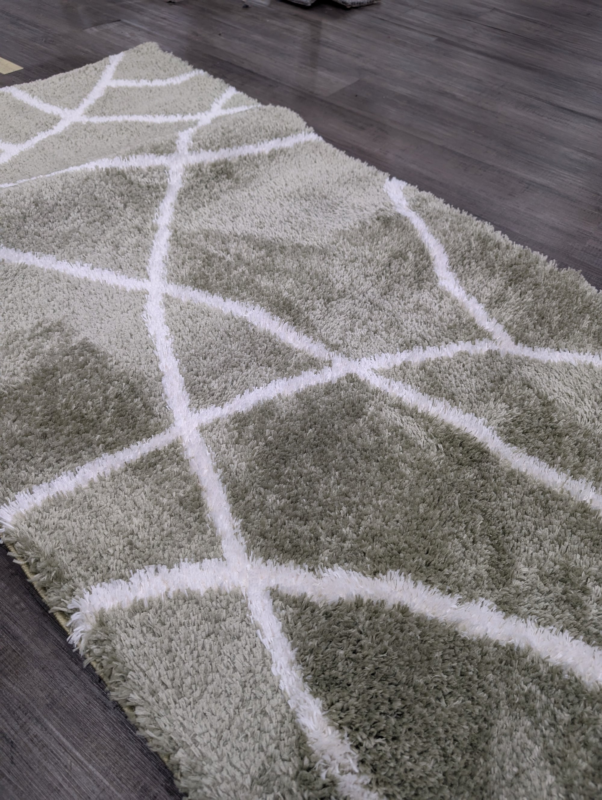 2 Jasmine shaggy 80 cm wide runner Green