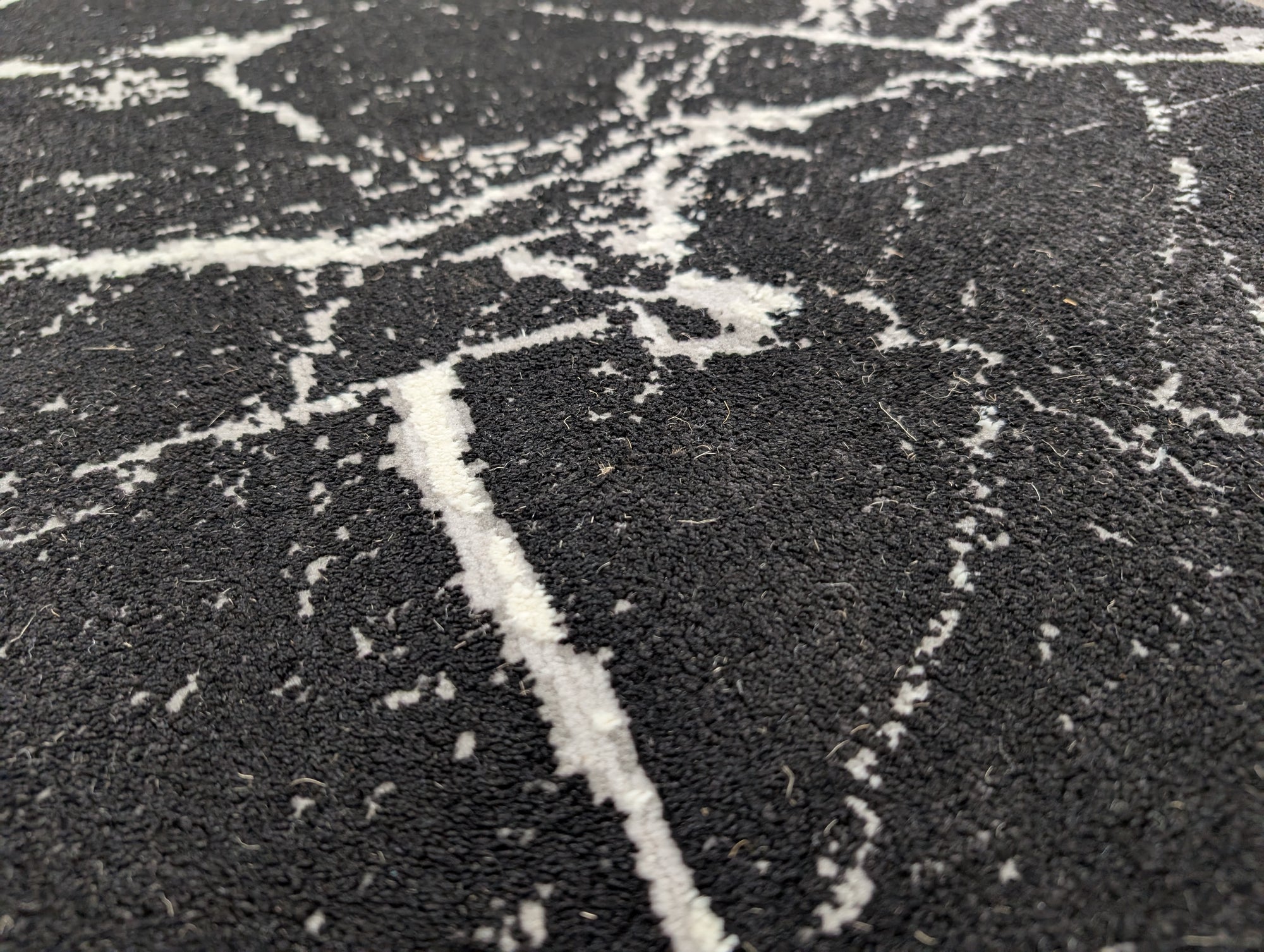 Axel 2 black cracked glass 80 cm Wide