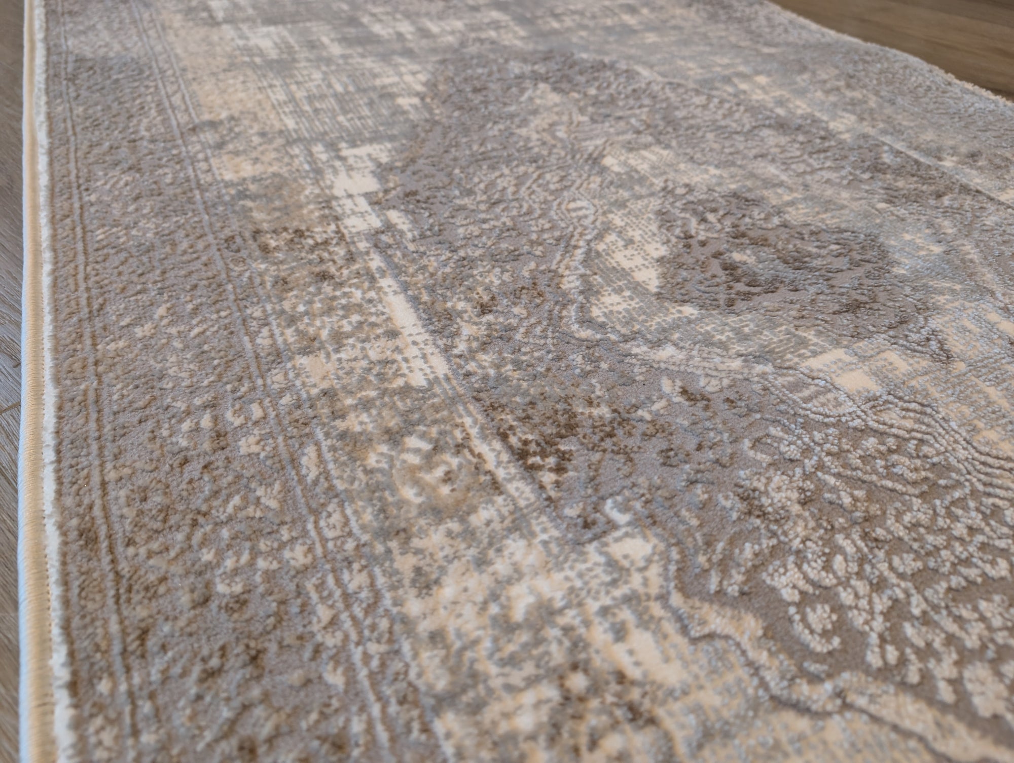 670 grey Deluxe runner 80 cm Wide