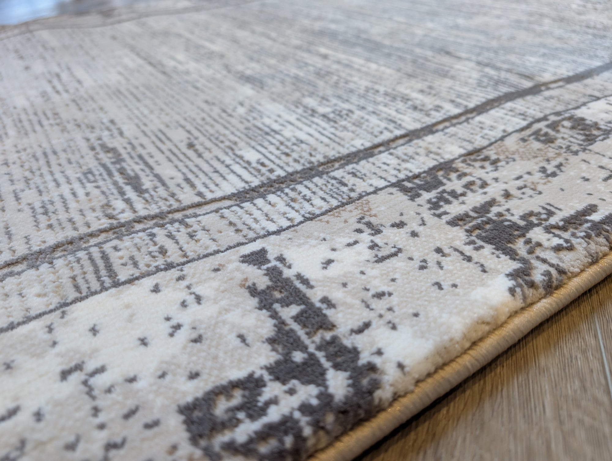 244 Merry cream gold simple runner 80cm Wide
