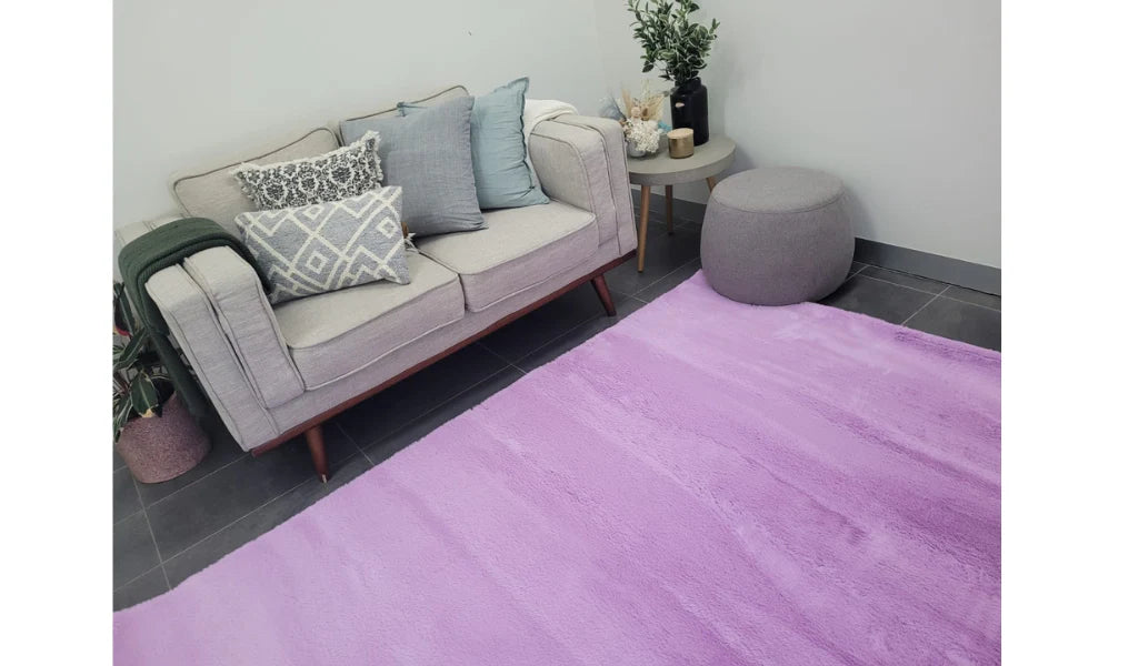 Super soft faux Fur Lilac purple rug