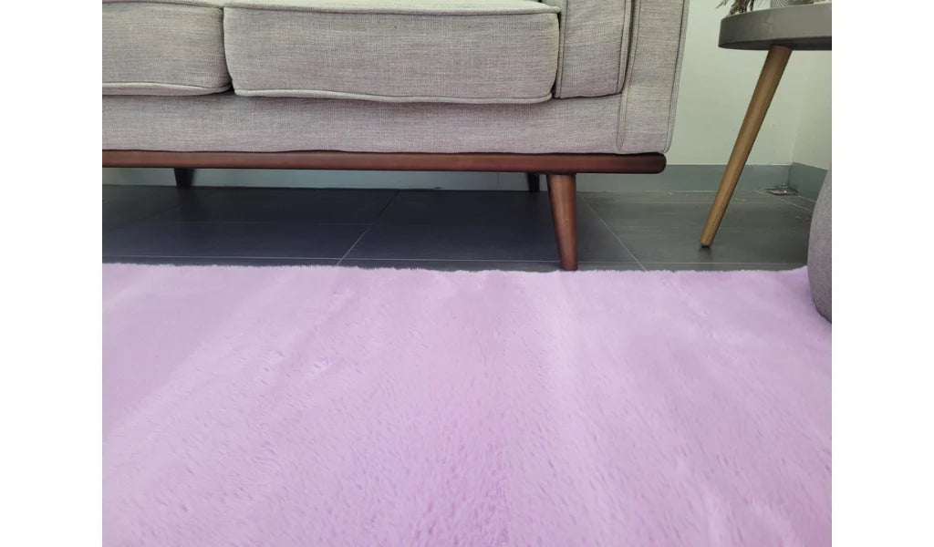 Super soft faux Fur Lilac purple rug