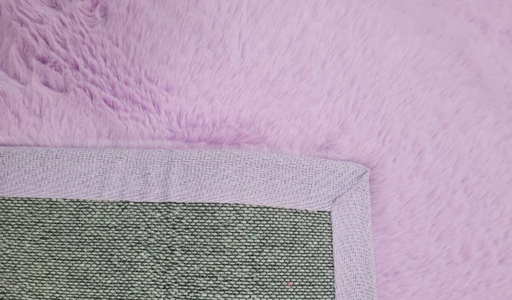 Super soft faux Fur Lilac purple rug