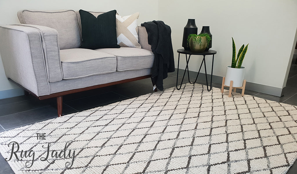 Civic Ivory Diamond Hand Woven Wool Rug