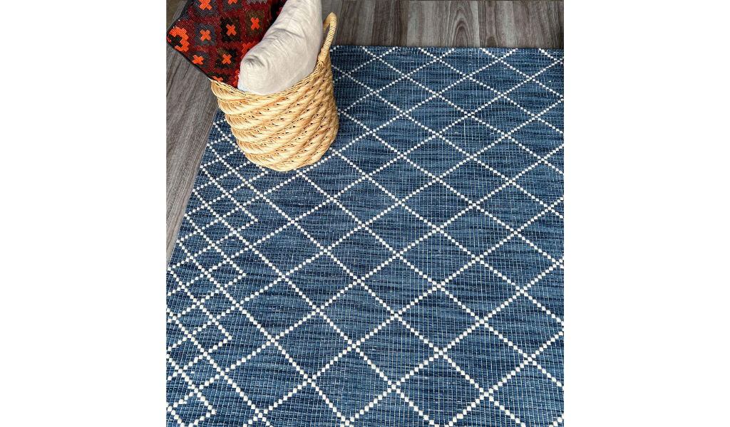 Clare Blue Diamond Lattice Wool Rug