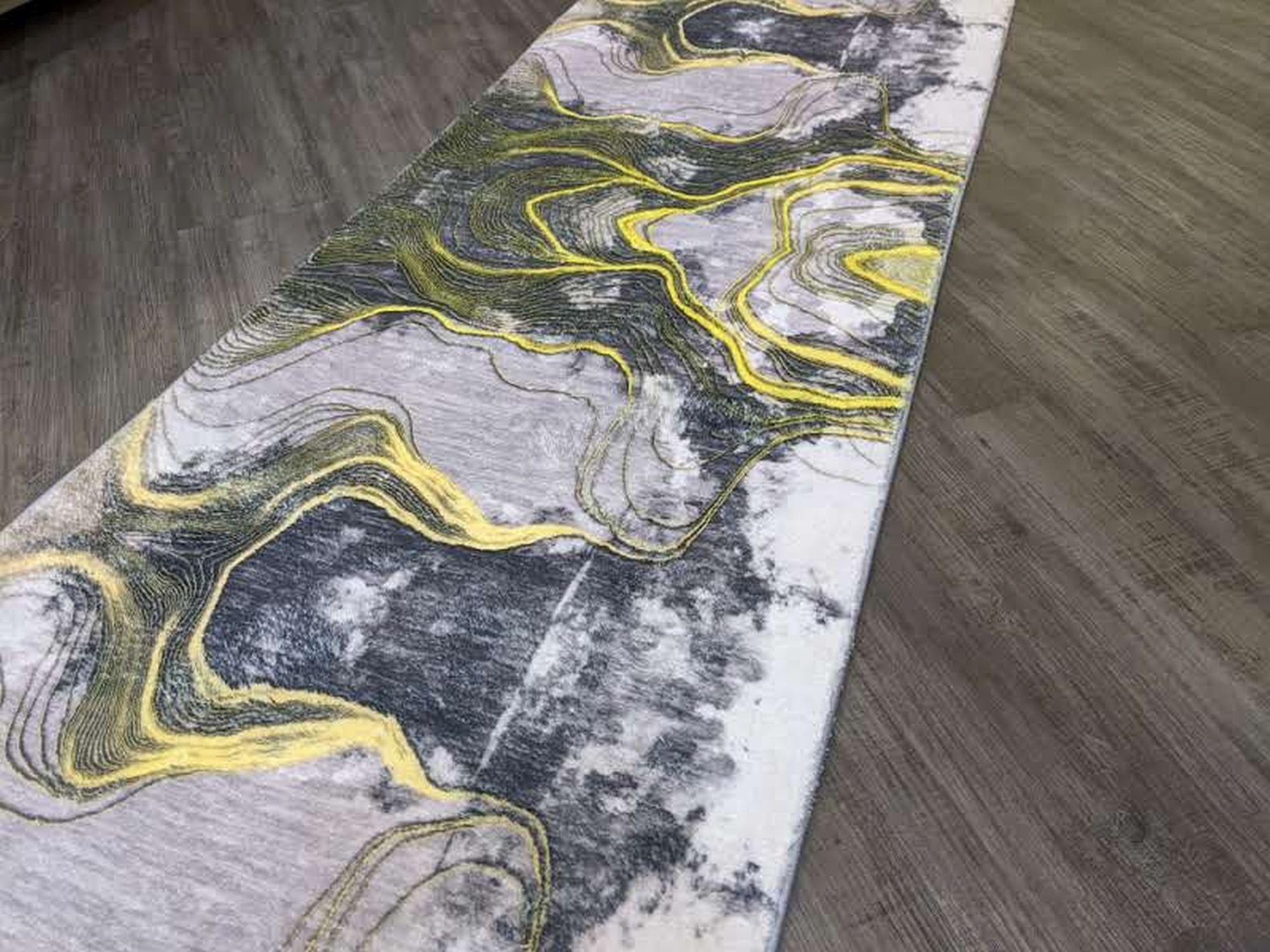 16 Meeno 67 cm Wide