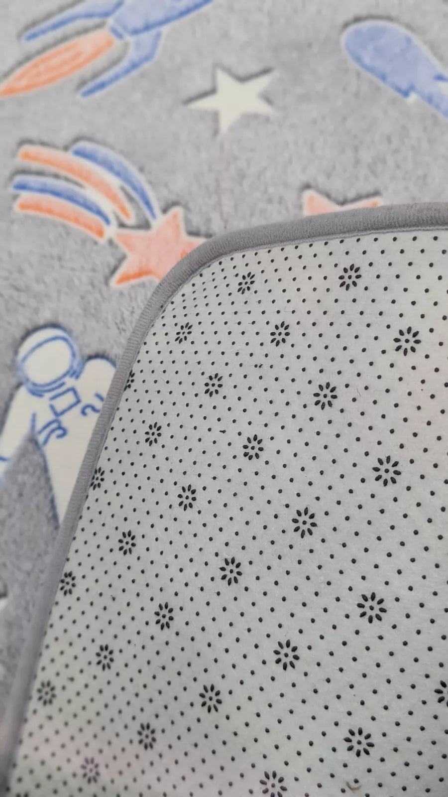 Space time Glow in the dark kids rug