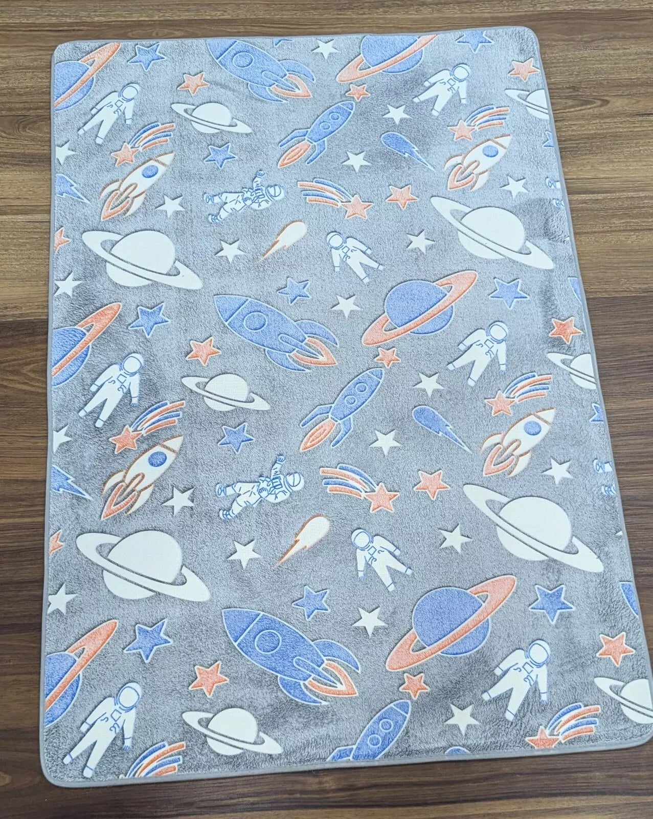 Space time Glow in the dark kids rug