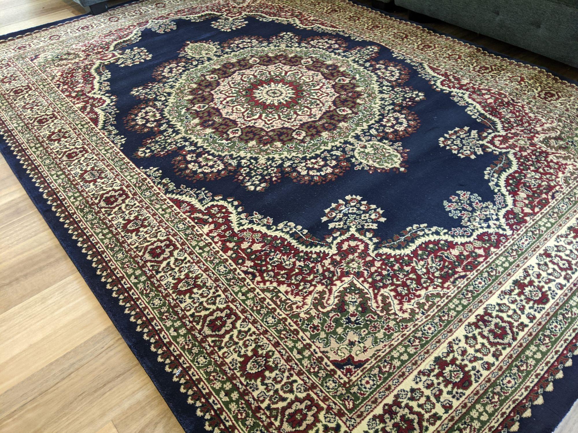 Traditional Rugs