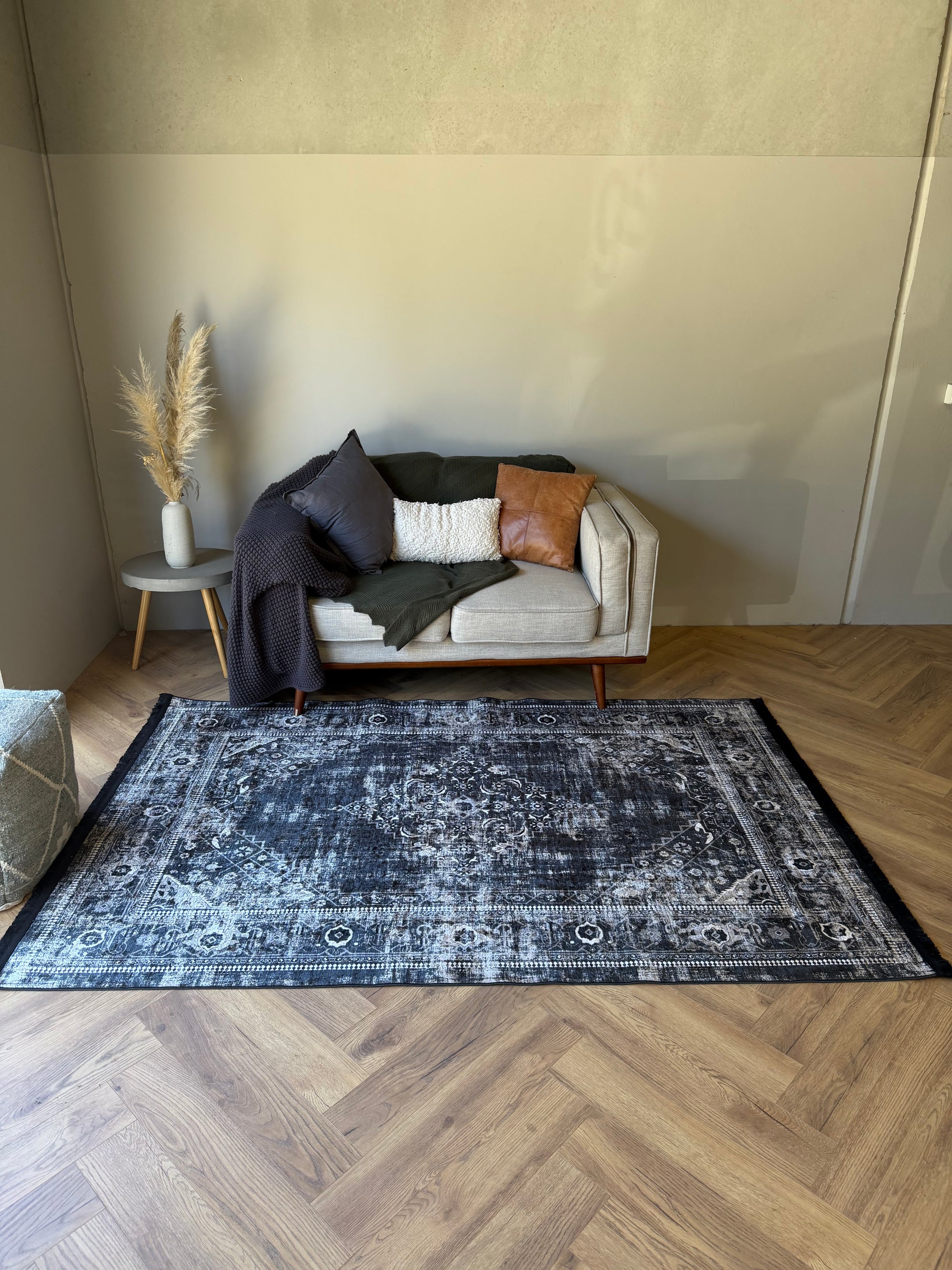 Flosker Machine Washable Vintage Charcoal Rug 150x230