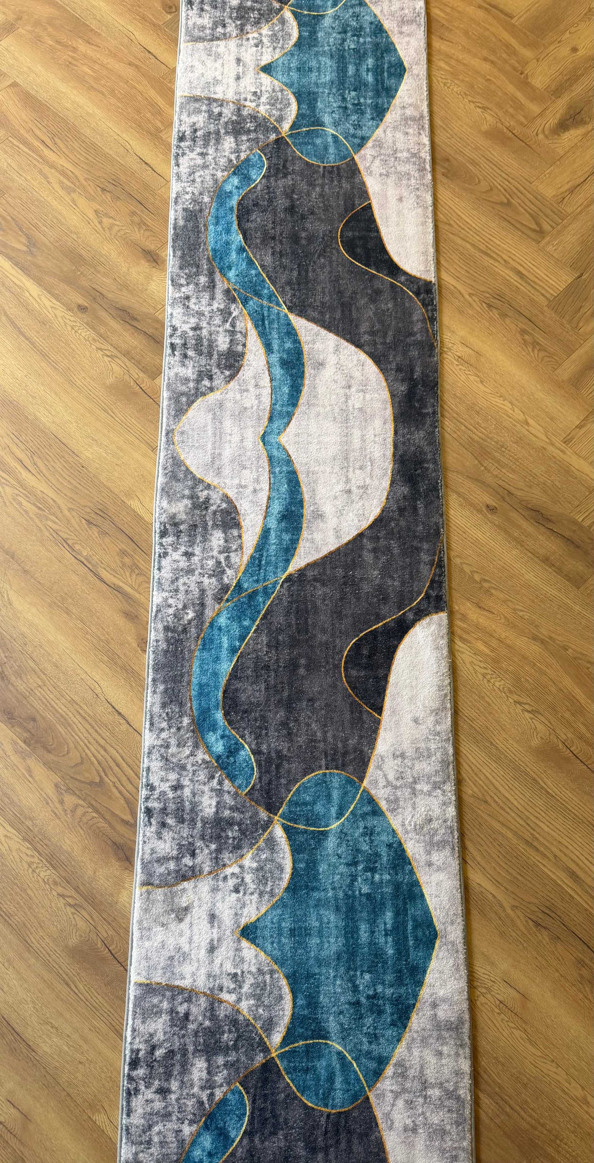 44 Meeno 67 cm Wide