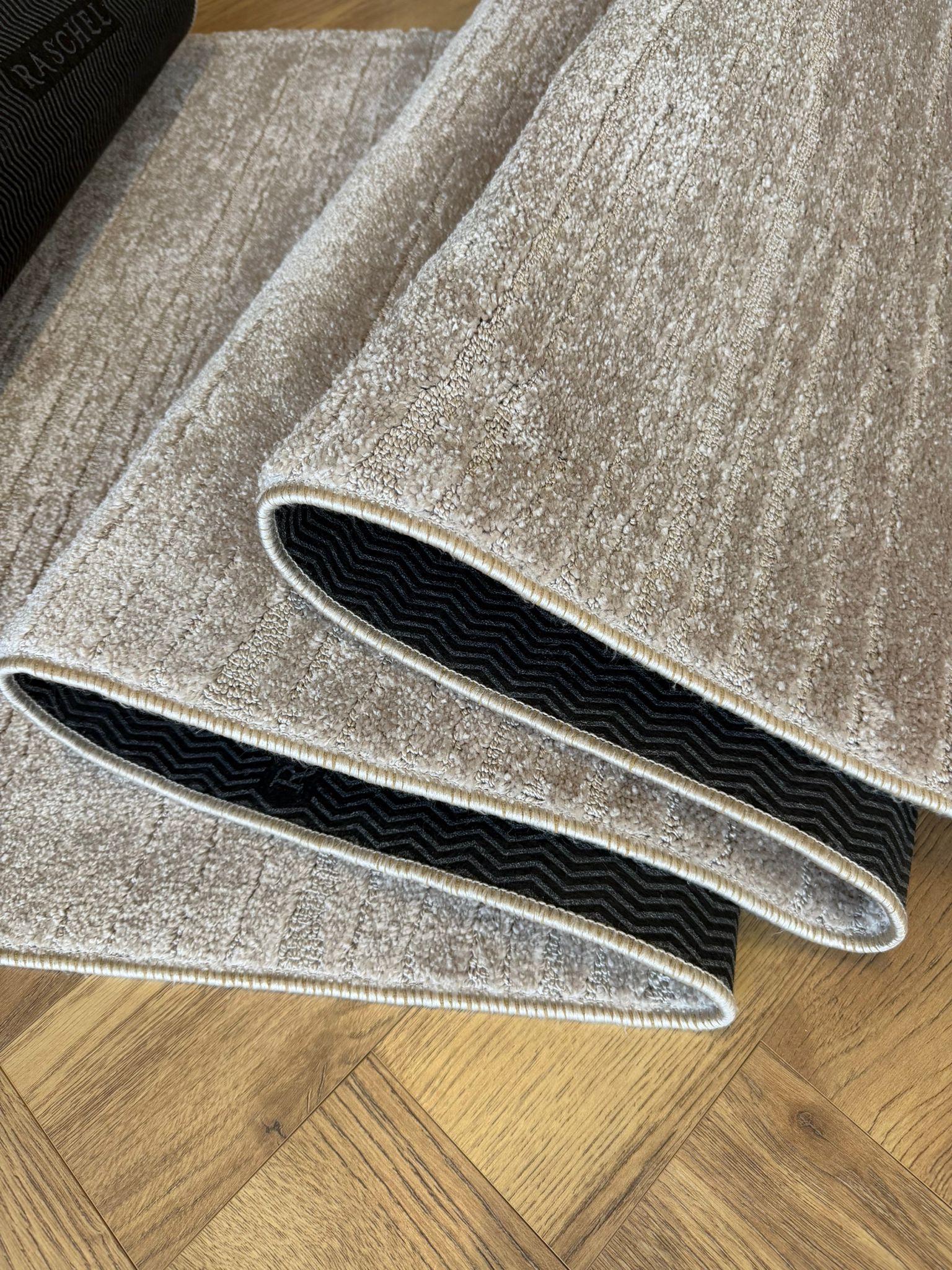 Moopy Beige lines modern 100cm runner