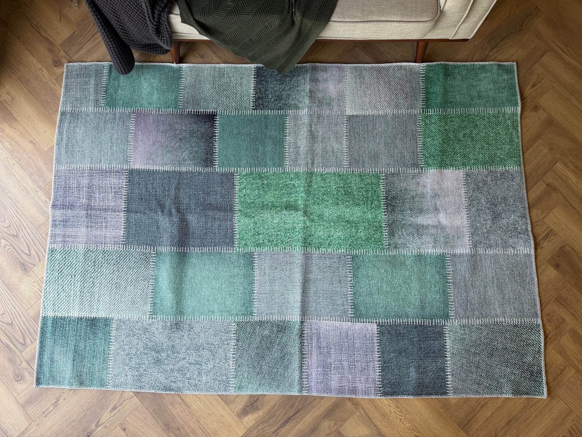 COZY MACHINE WASHABLE – Sage green Patchwork floor Rug