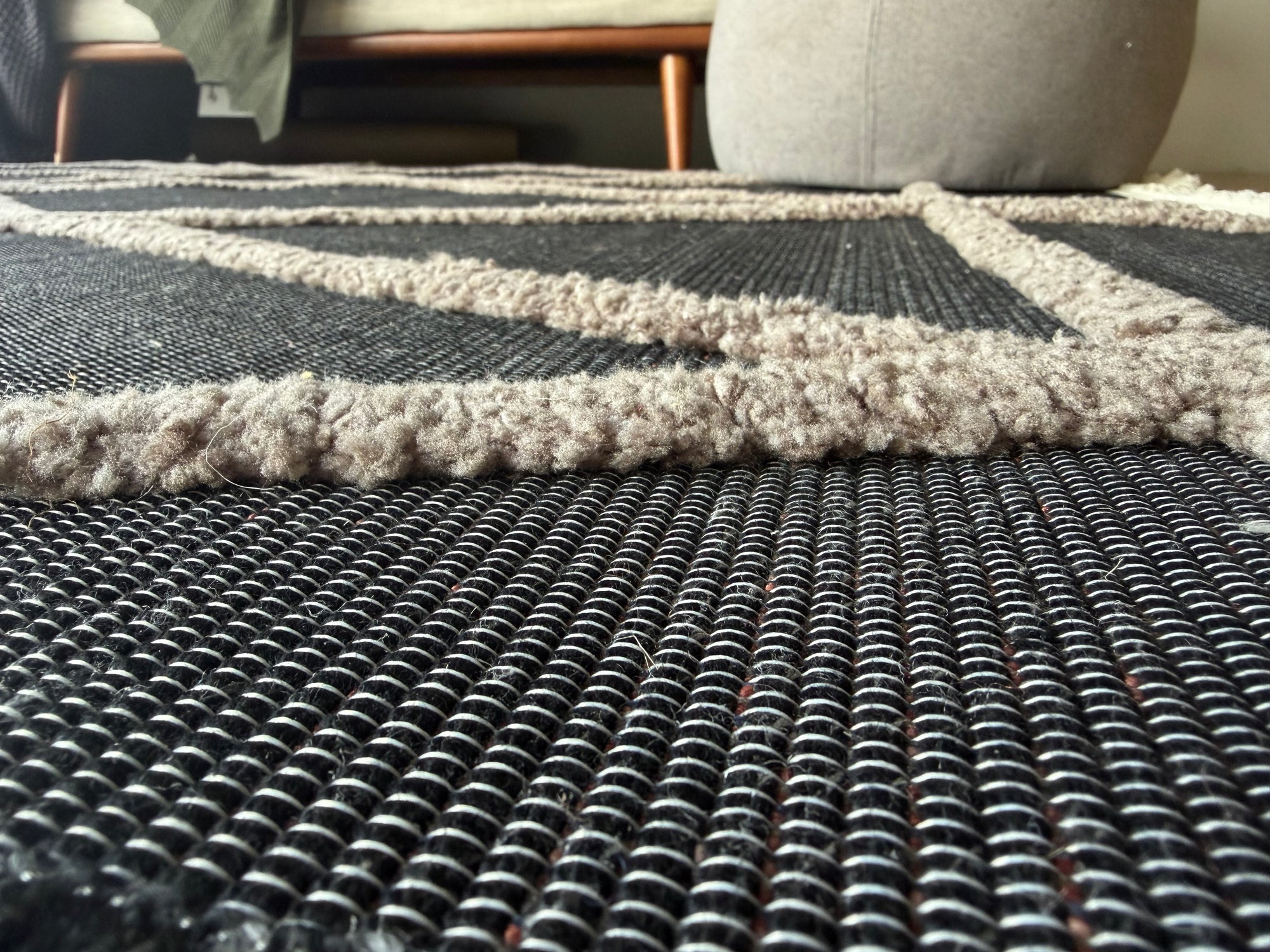 Urban Grid Textured Rug – Charcoal & Stone