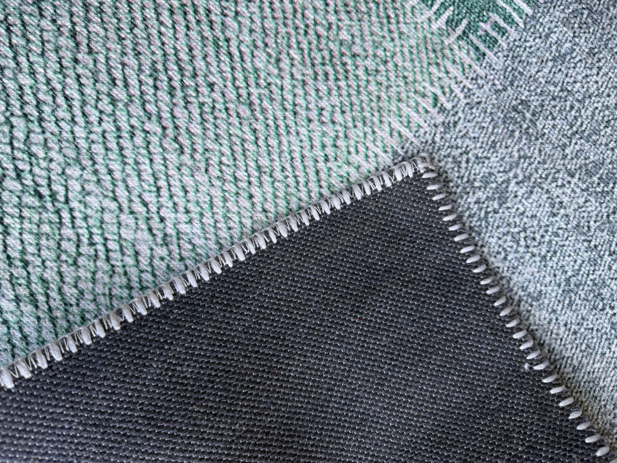 COZY MACHINE WASHABLE – Sage green Patchwork floor Rug