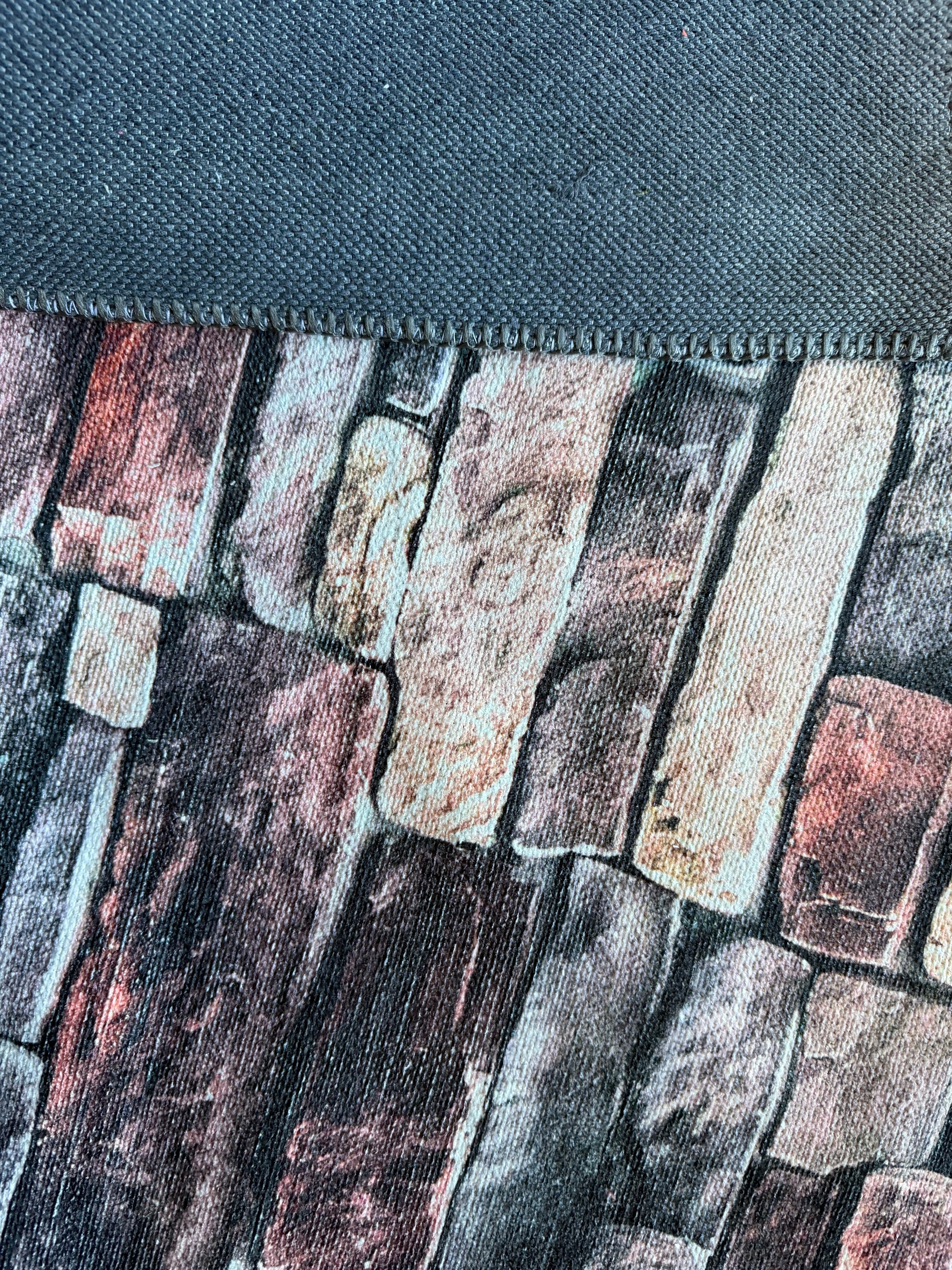 Cozy Stone Wall Machine Washable Rug 200x300