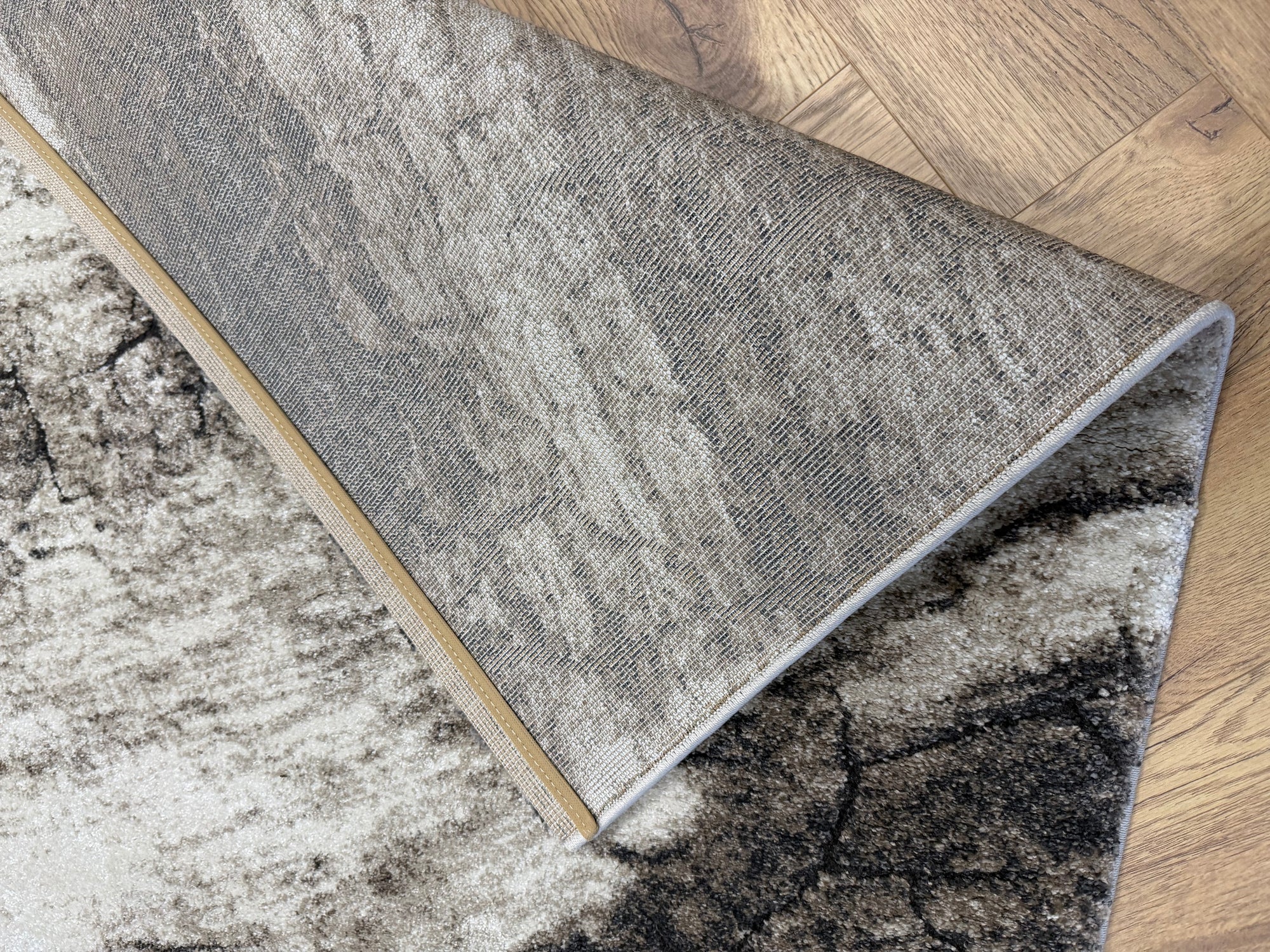 Crete Stonebreak beige Grey Modern Rug