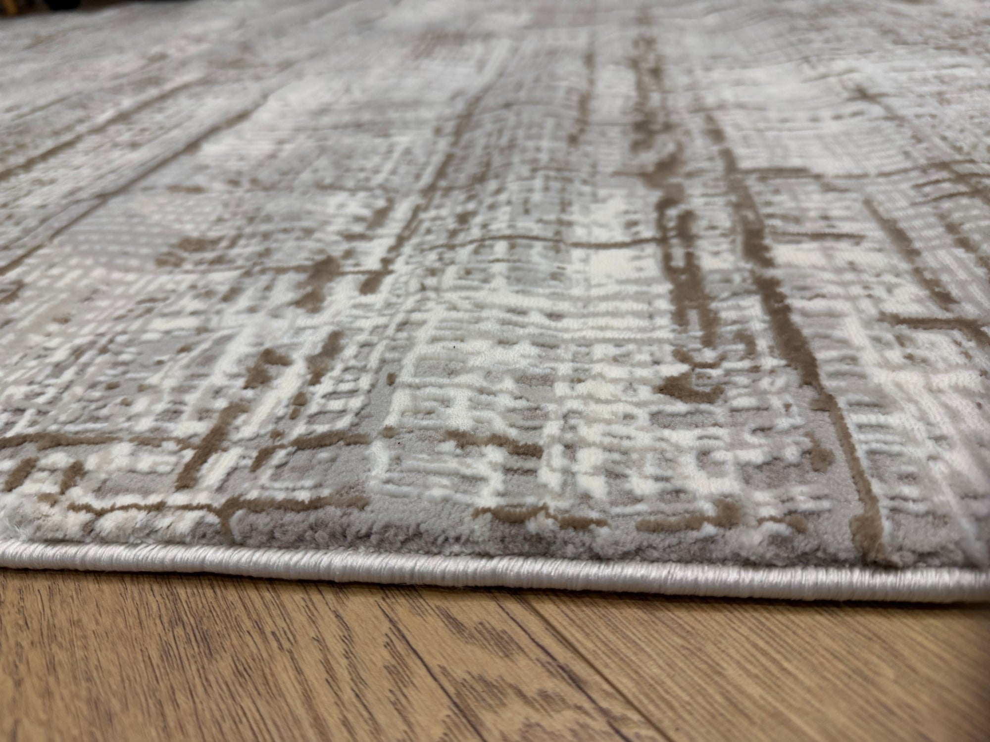 Betty Crosshatch cream Gold Rug