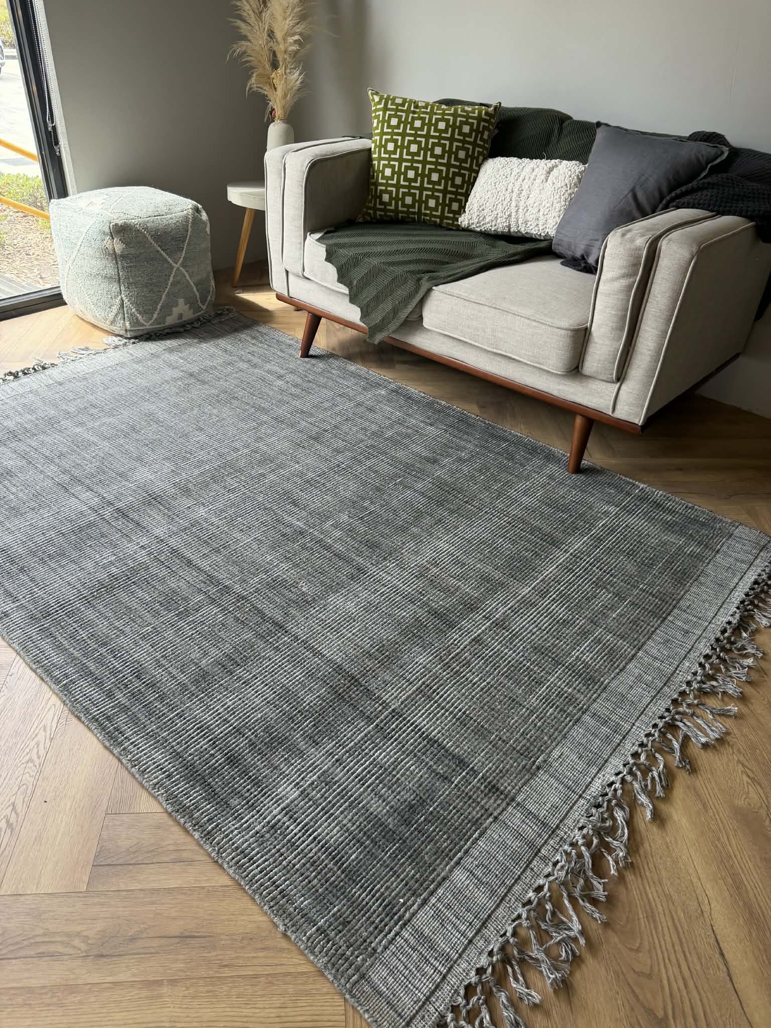 Ashford Handwoven Wool Rug