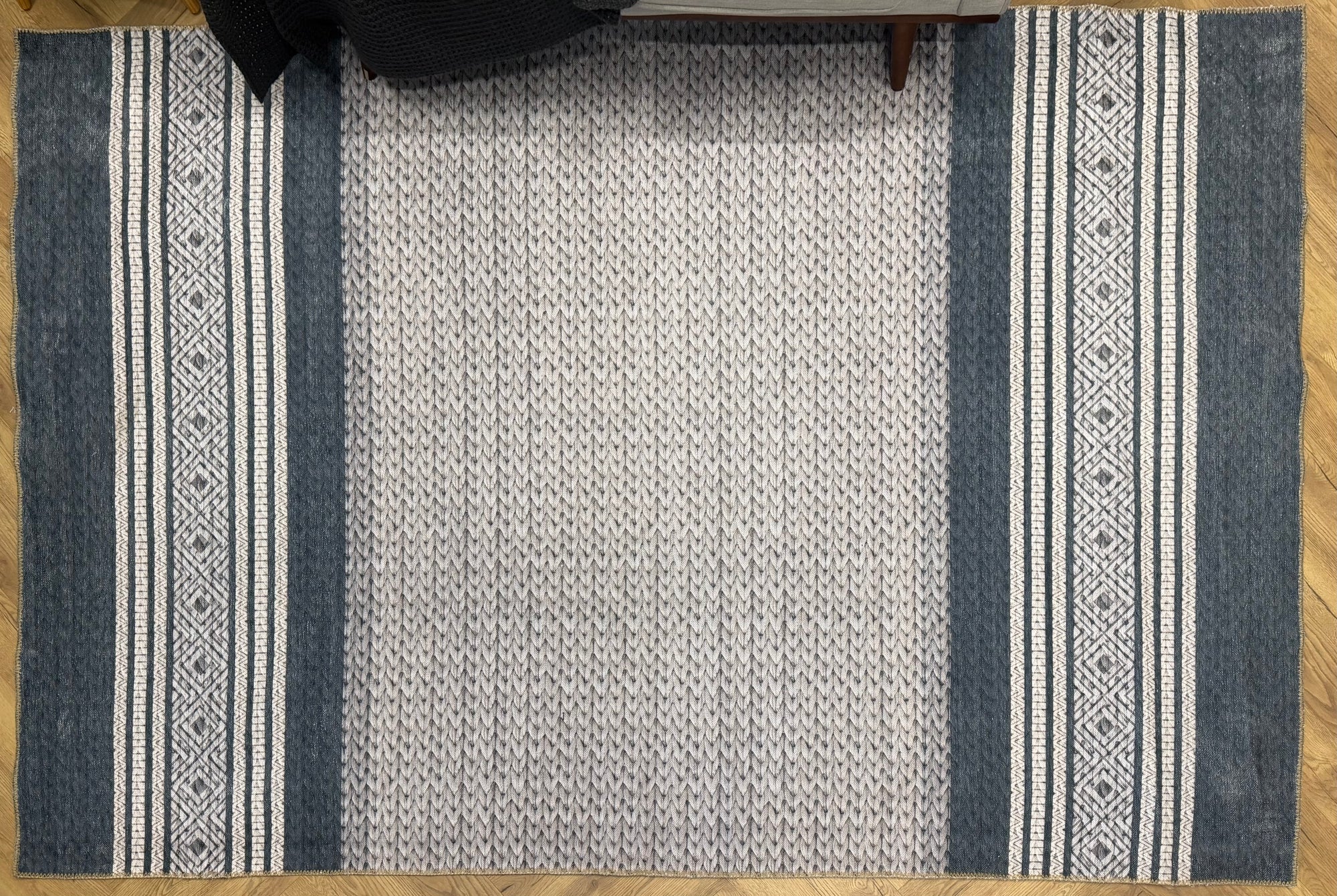 Cozy Nordic Charcoal & Ivory Machine Washable Rug – 200x300cm