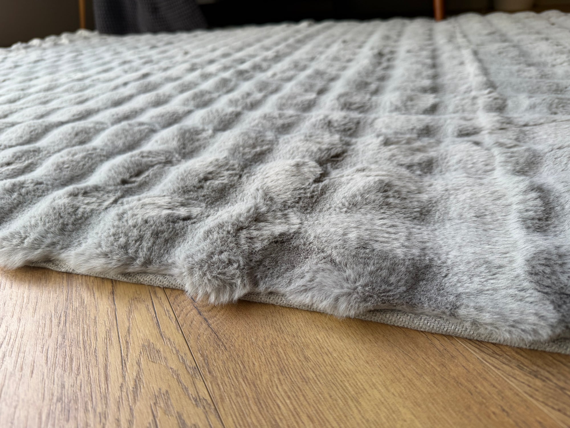 Faux Fur Pebble Silver Shaggy Rug