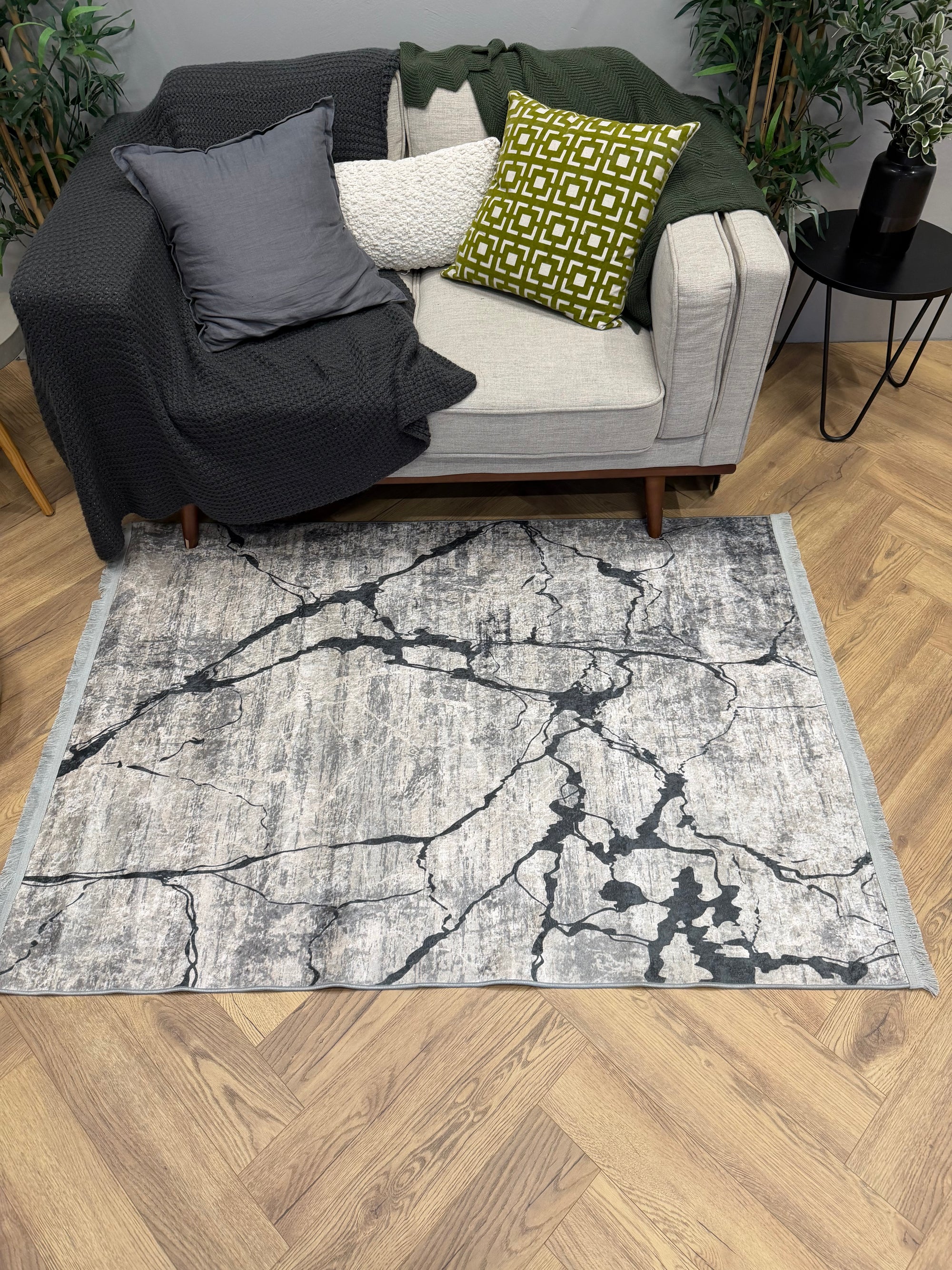 Marbella Marble Abstract Rug – Silver & Charcoal