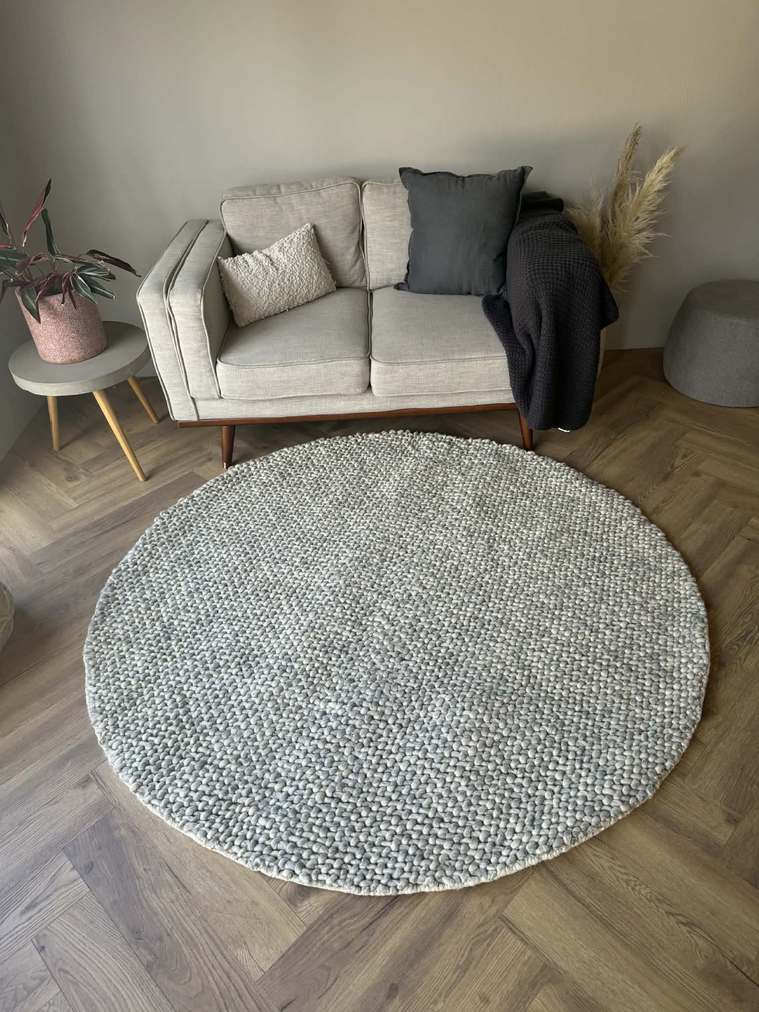 Avani Grey Pebble Round Rug 180x180