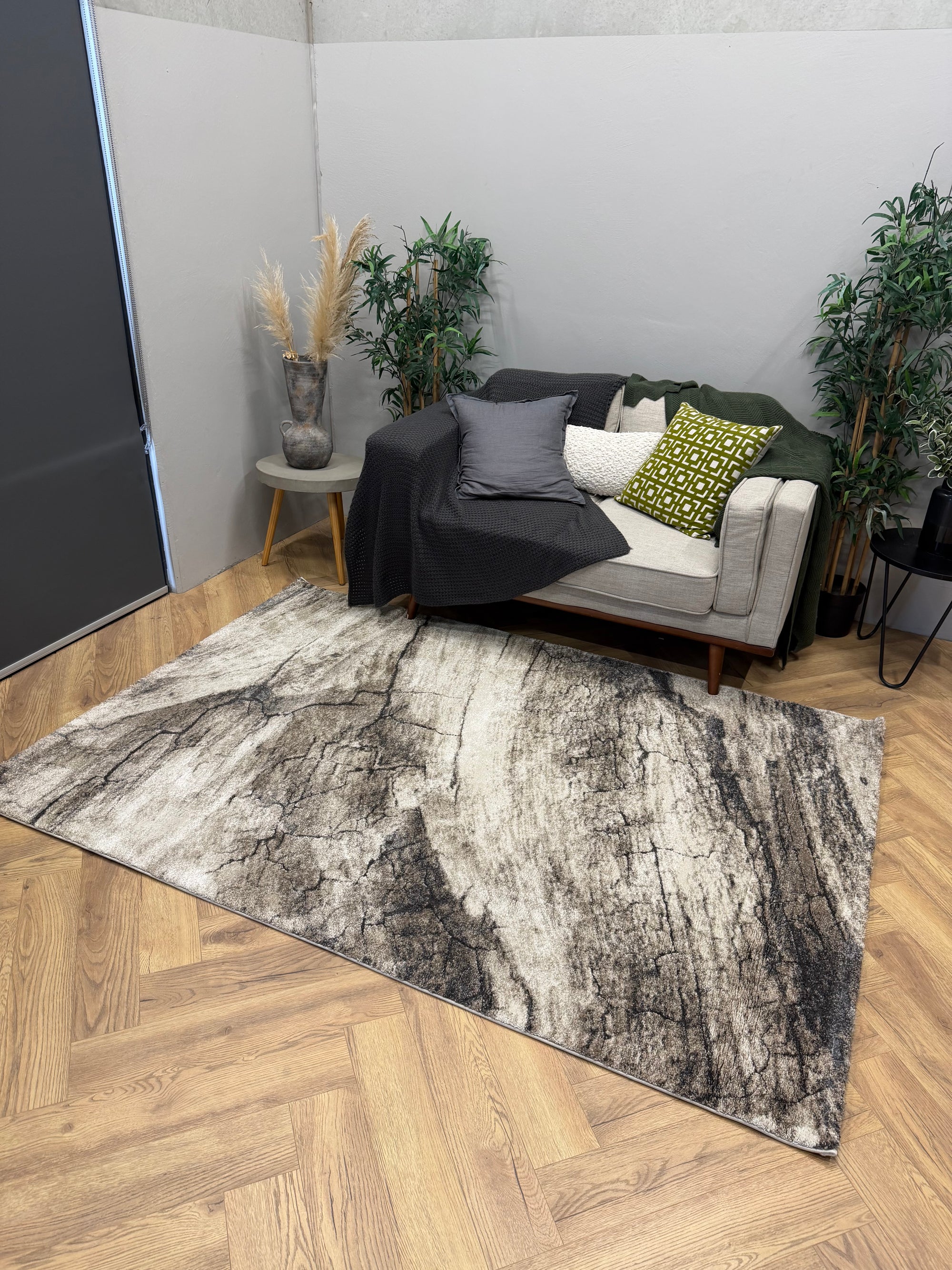 Crete Stonebreak beige Grey Modern Rug
