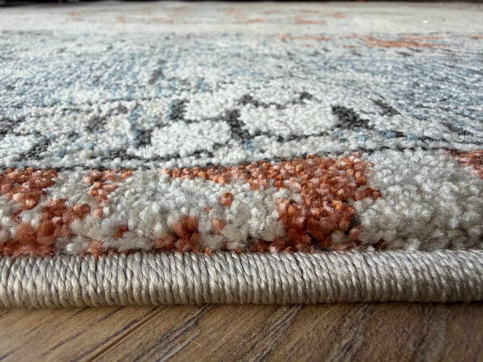 Harlow Vintage Medallion Rug – Ivory & Rust 160x220 - Last one