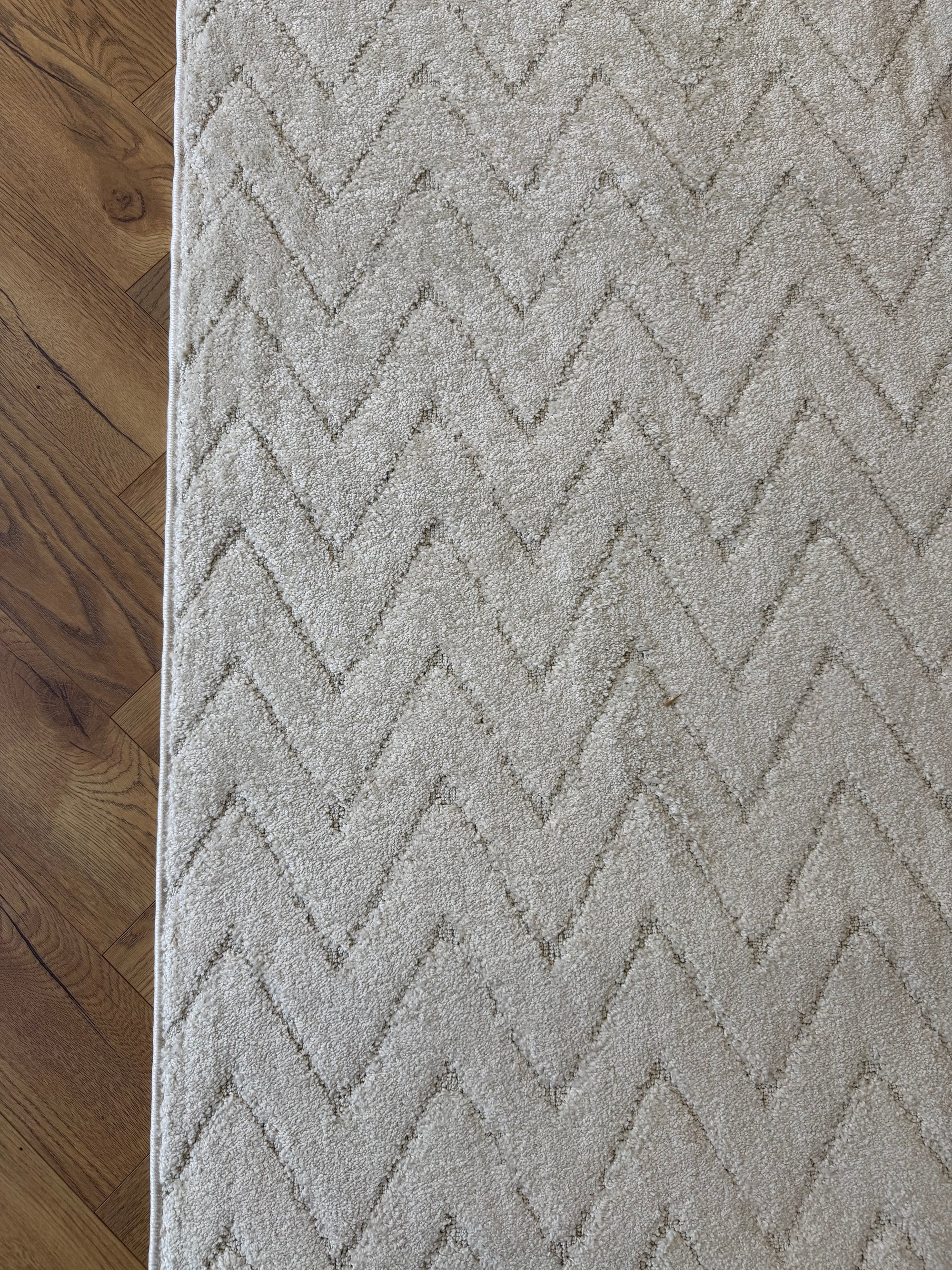 Moopy Ivory Herringbone Textured Runner