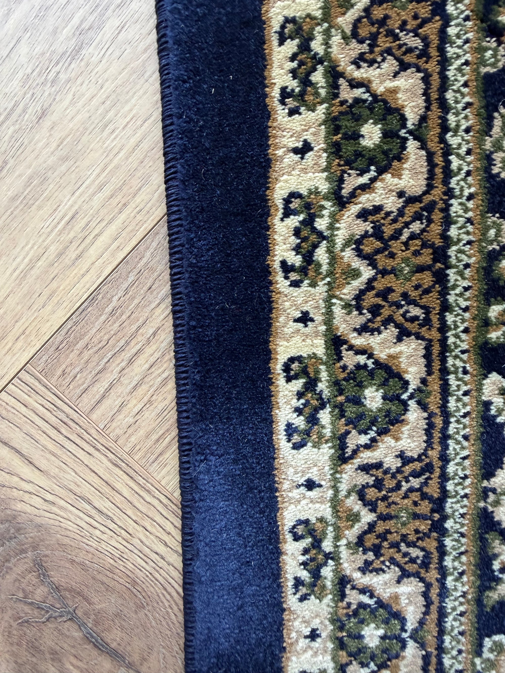 Benevolence Barchelli beige Navy rug