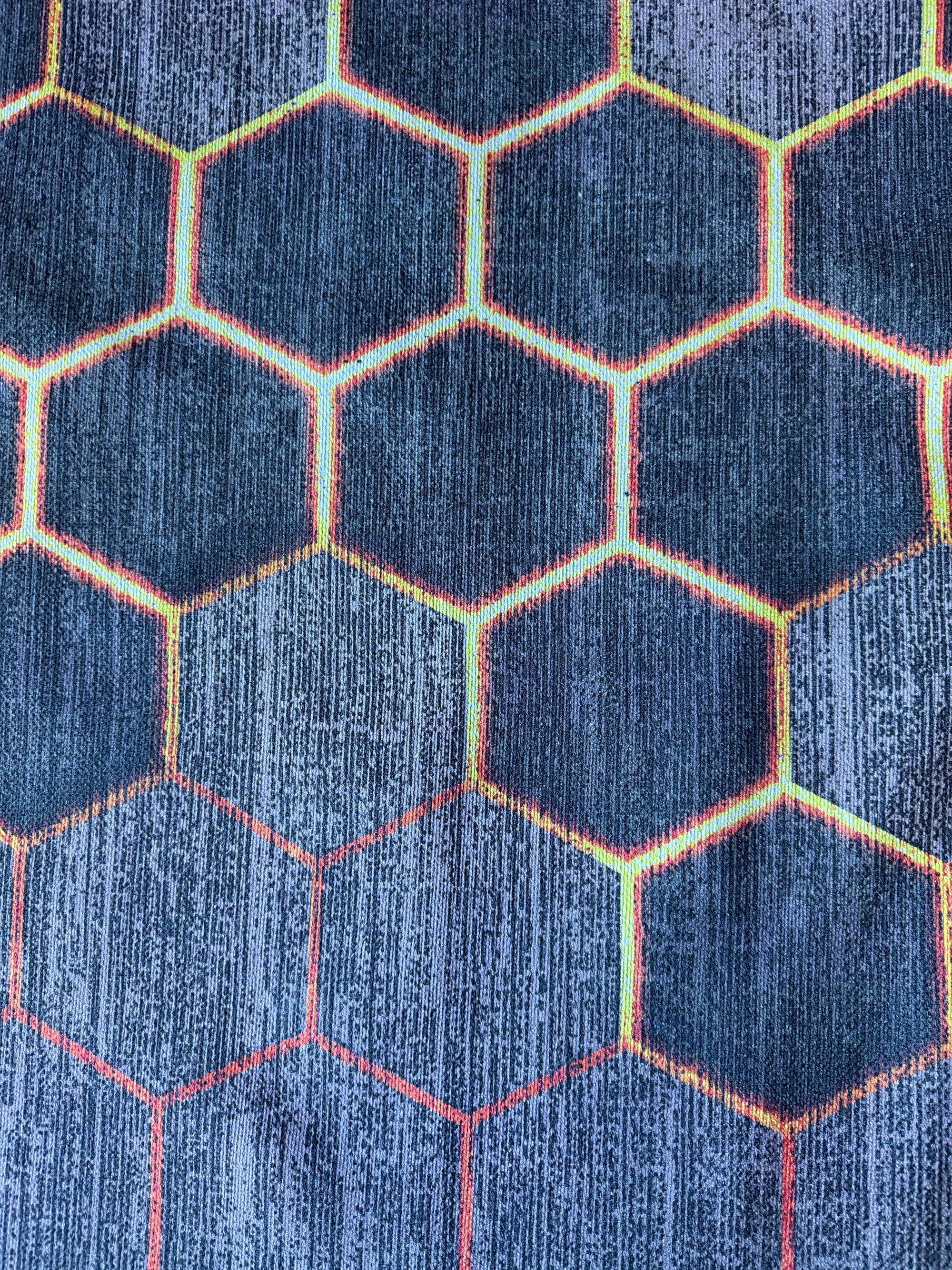 Cozy Hex Charcoal Rug 200 x 300