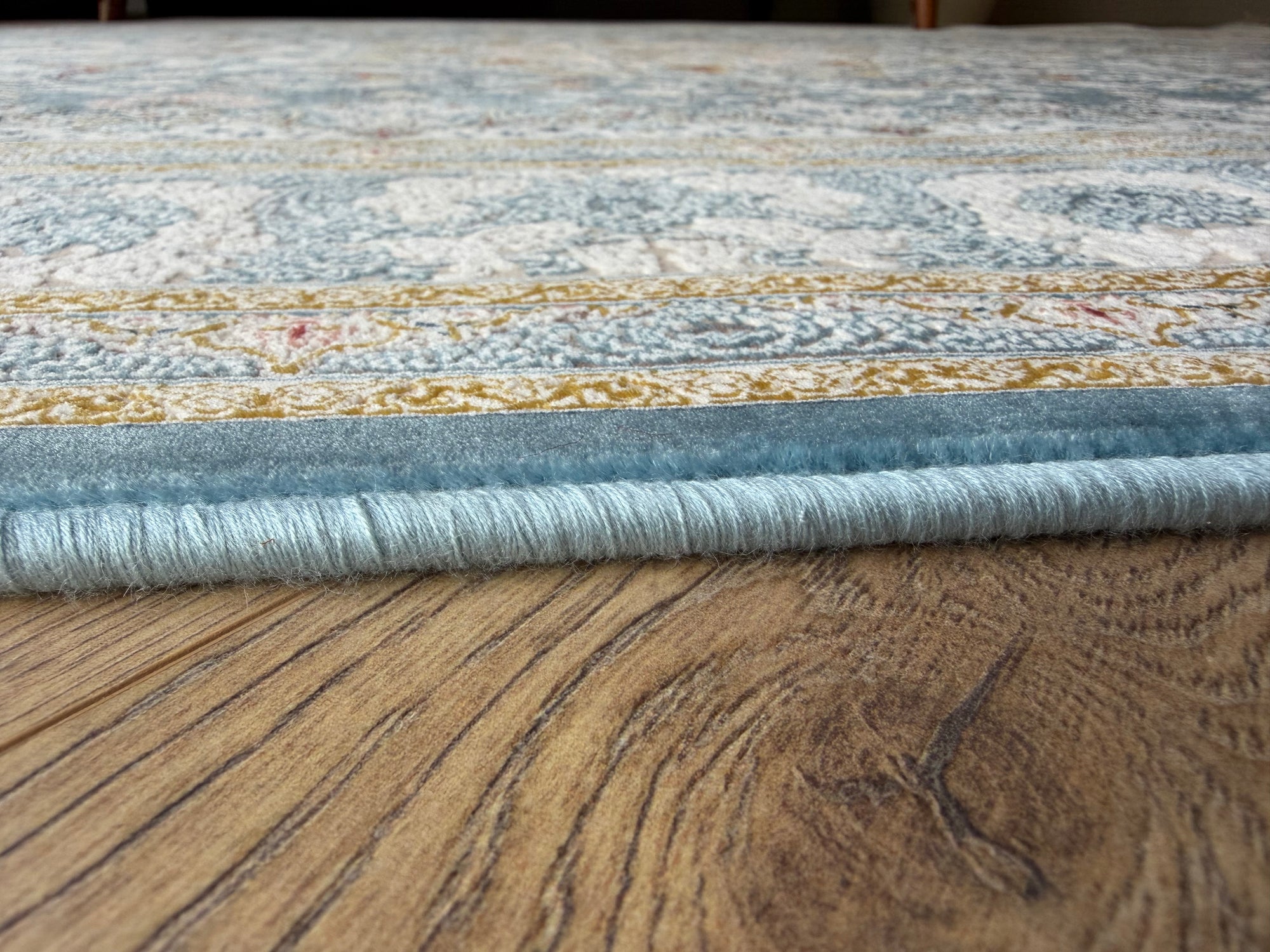 Azure Palace Classic Rug – Blue 150 x 225 cm