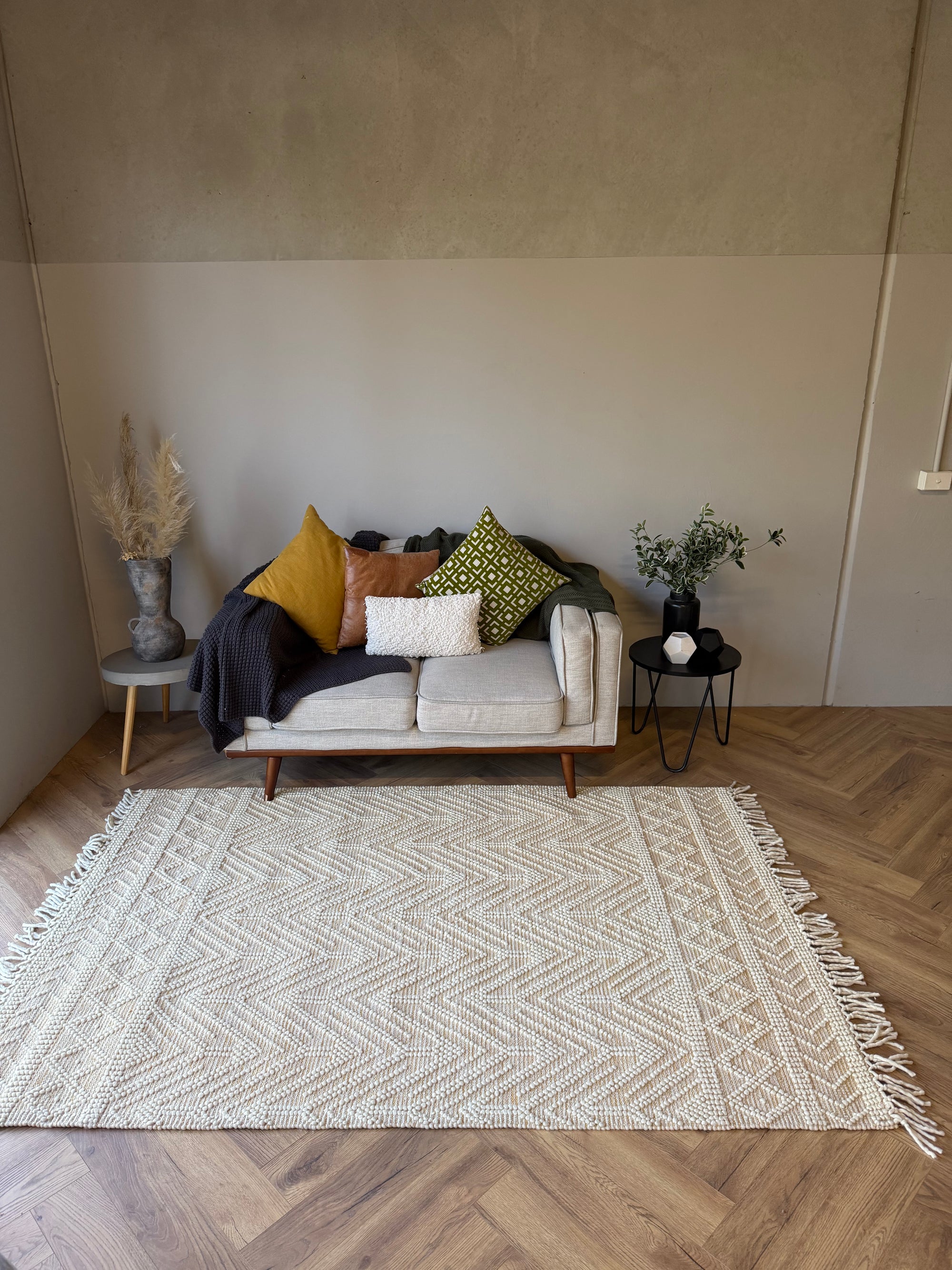 Petra Textured Wool Rug 160 x 230