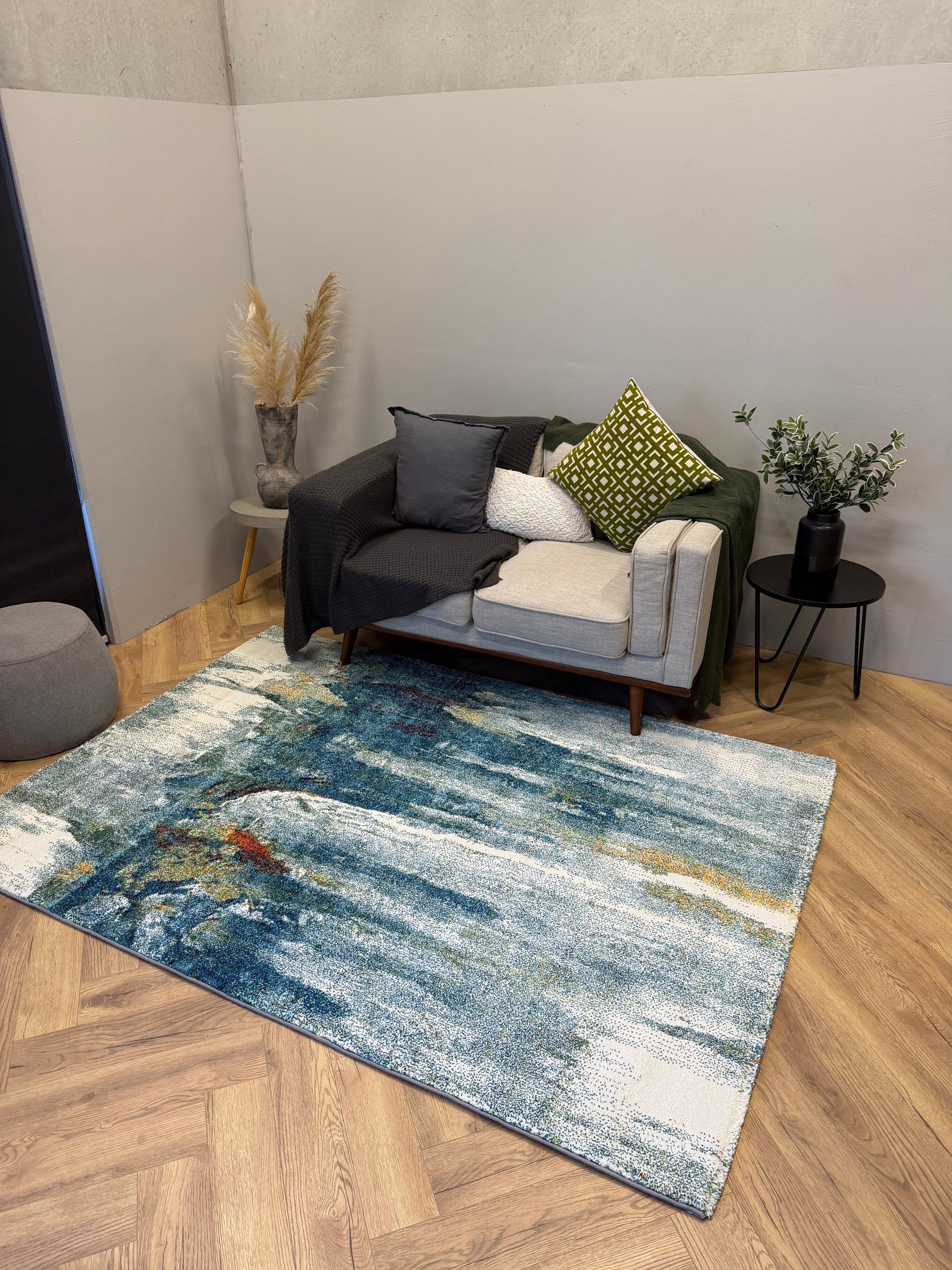 Picasso Cascade Teal colours Modern floor rug